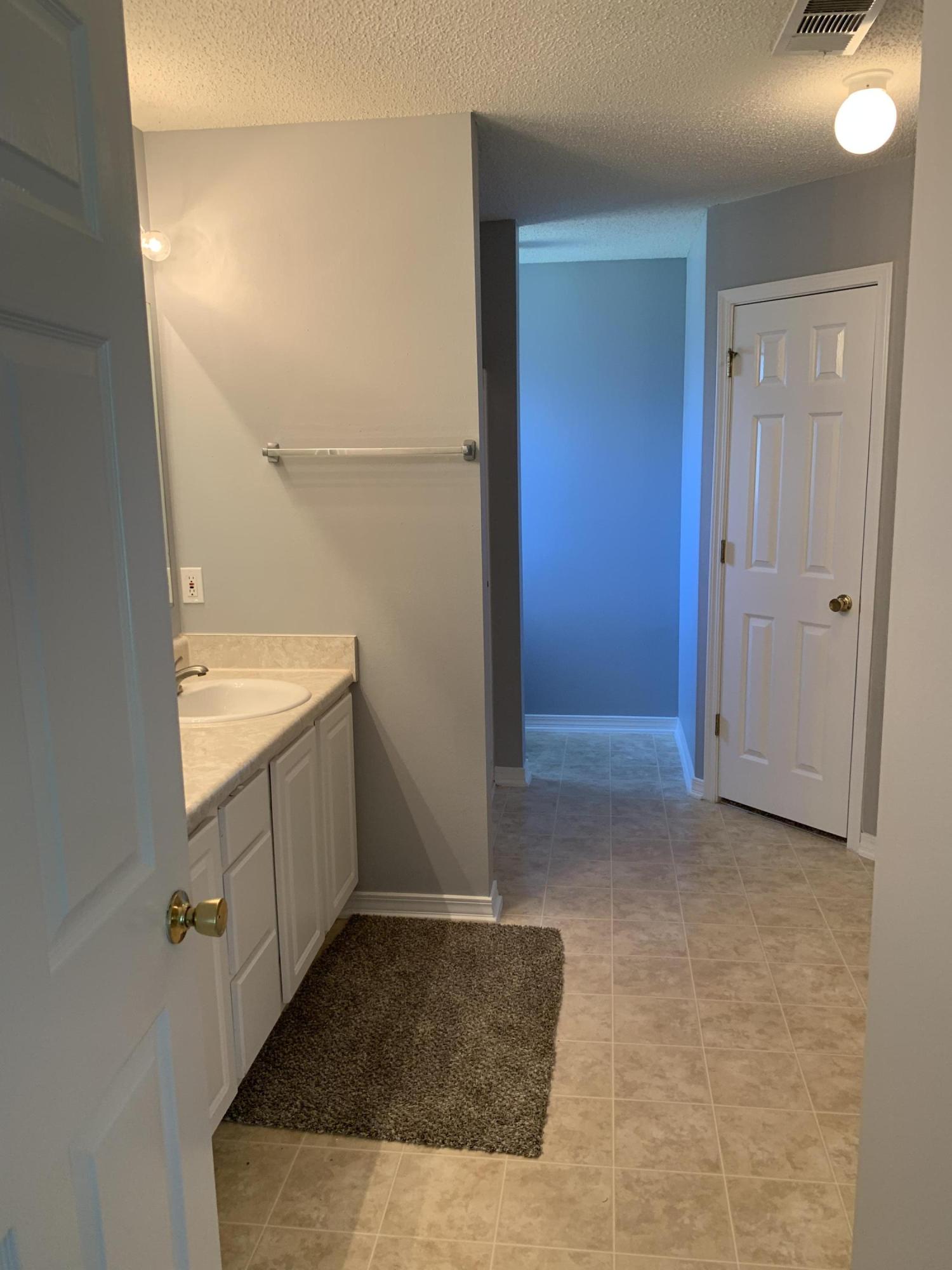 NORTHVIEW ESTATES 5TH ADDN - Residential Lease