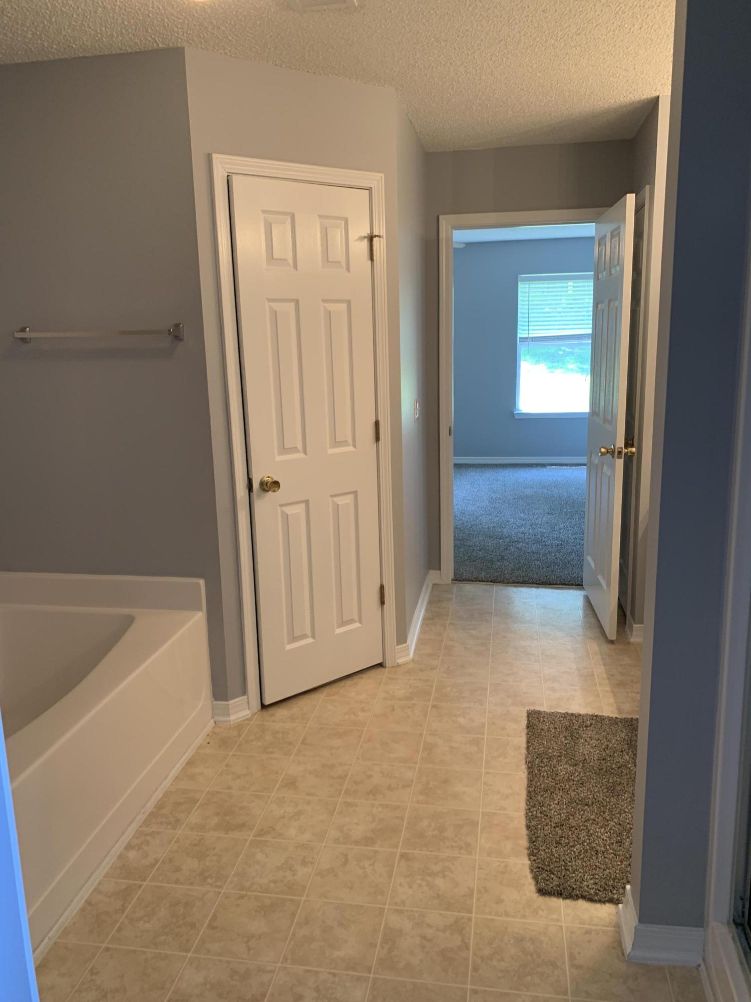 NORTHVIEW ESTATES 5TH ADDN - Residential Lease