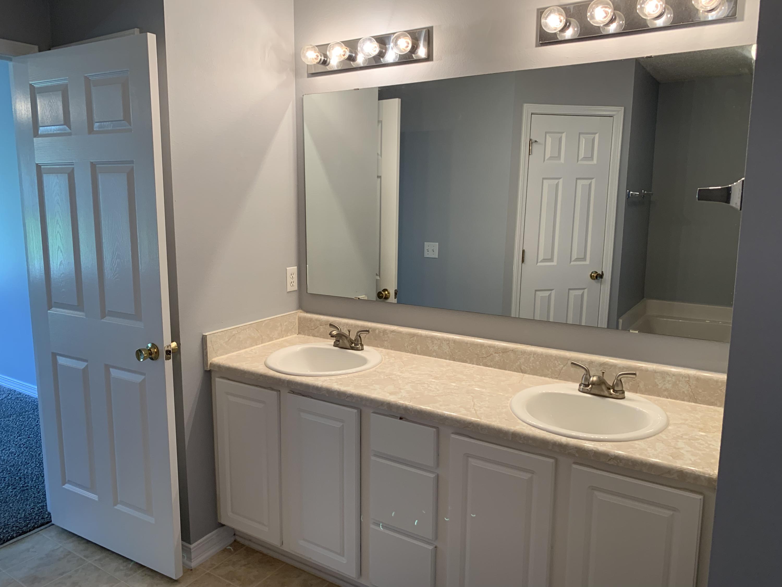 NORTHVIEW ESTATES 5TH ADDN - Residential Lease
