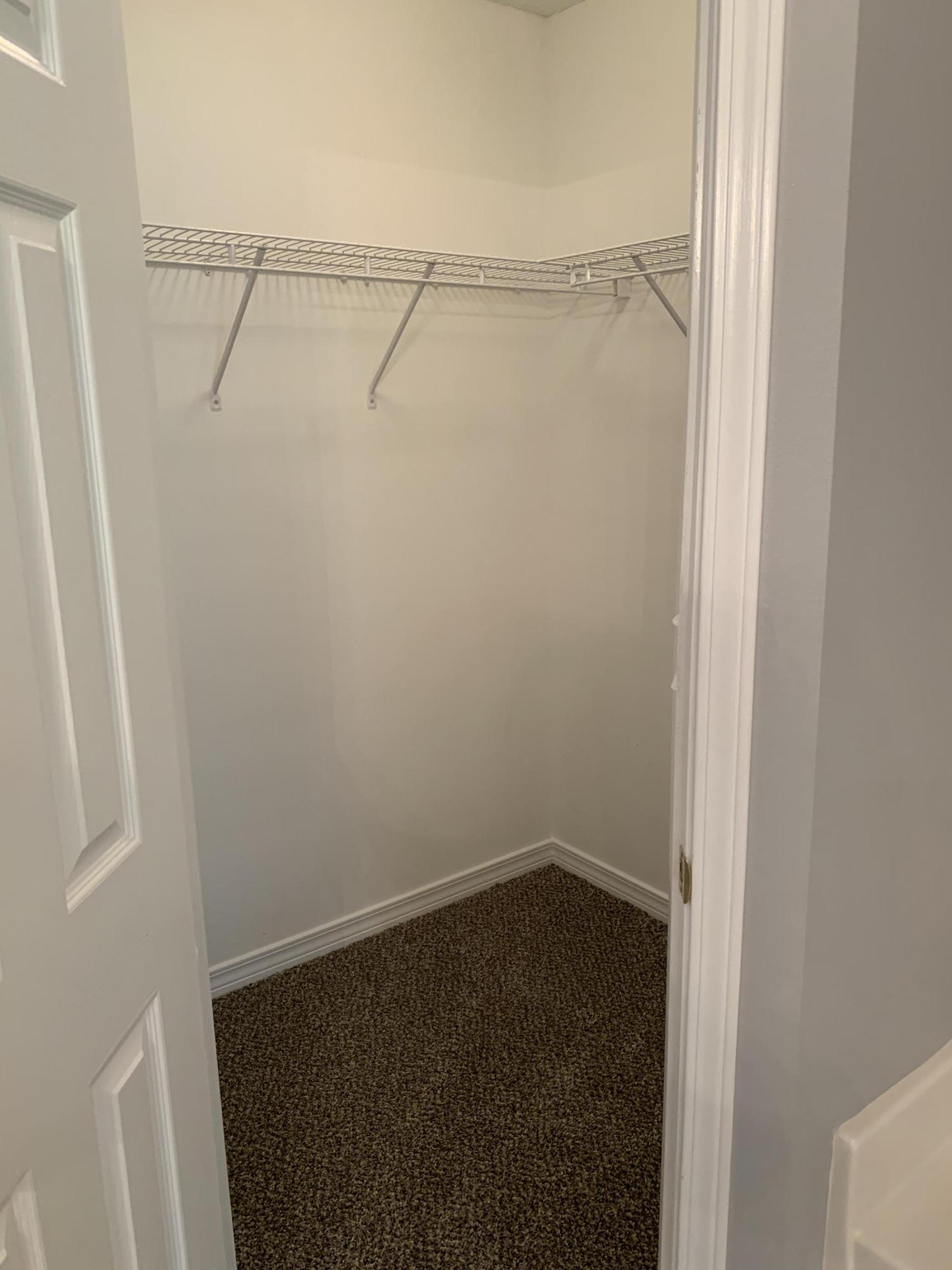 NORTHVIEW ESTATES 5TH ADDN - Residential Lease