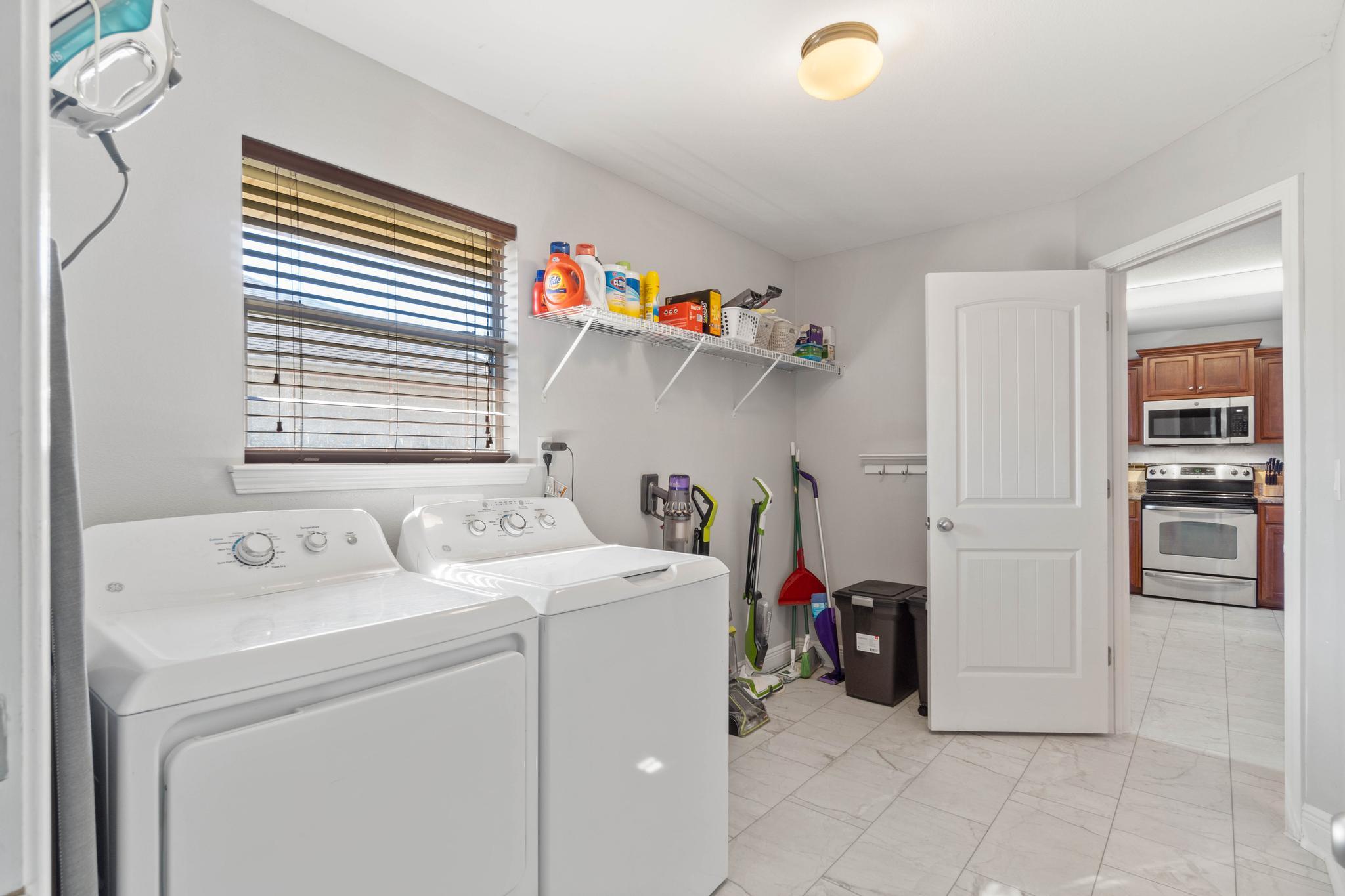 BAY PINES - Residential