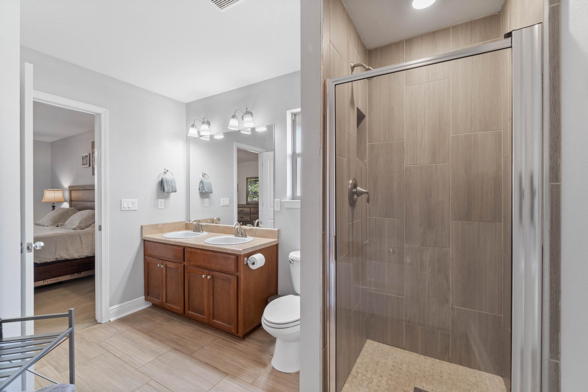 BAY PINES - Residential