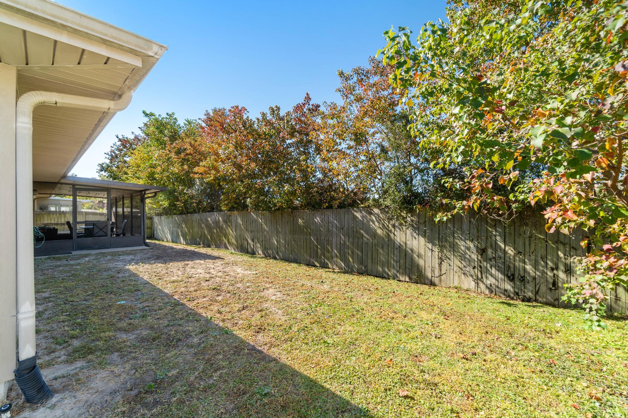 BAY PINES - Residential