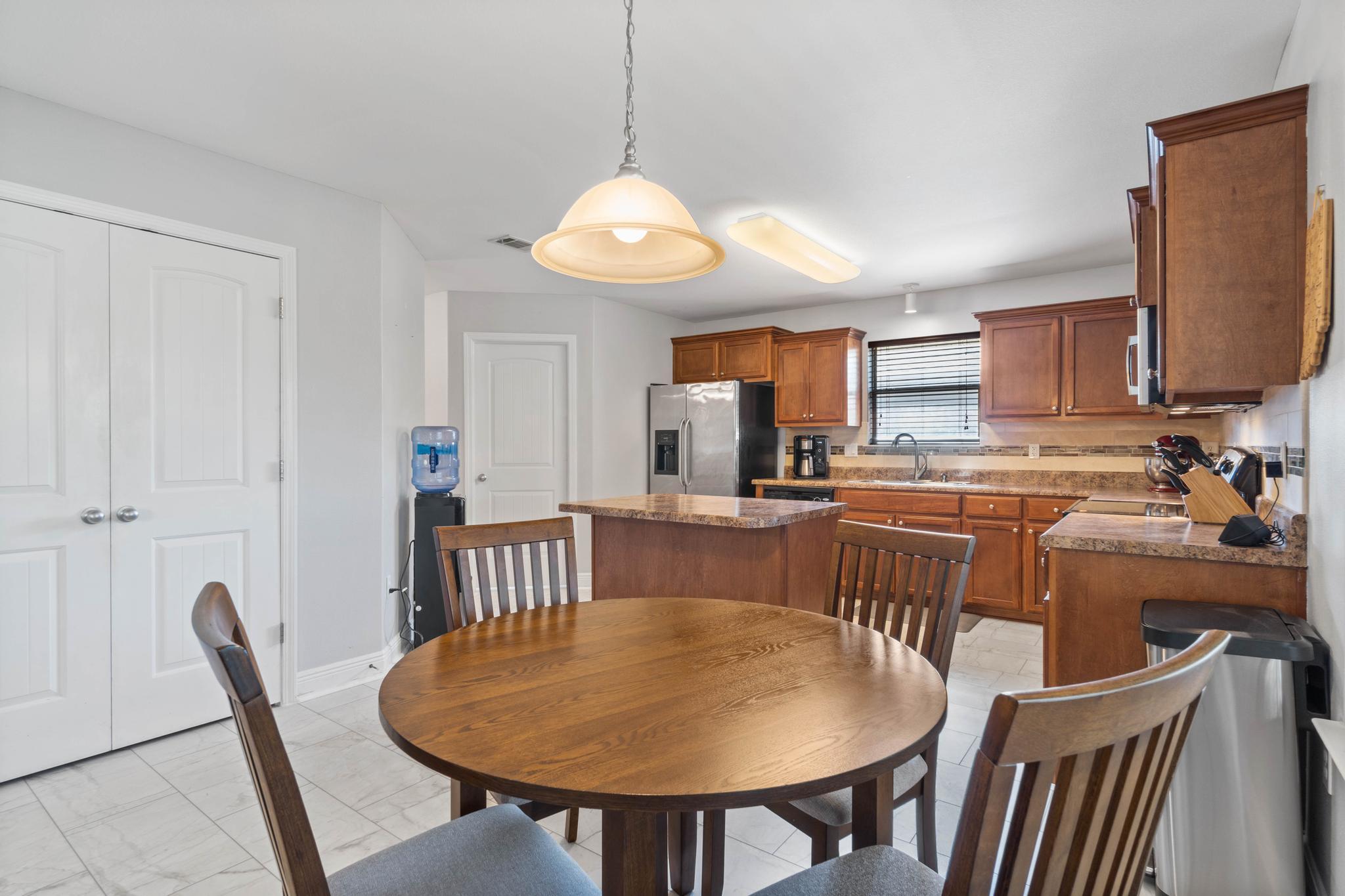BAY PINES - Residential