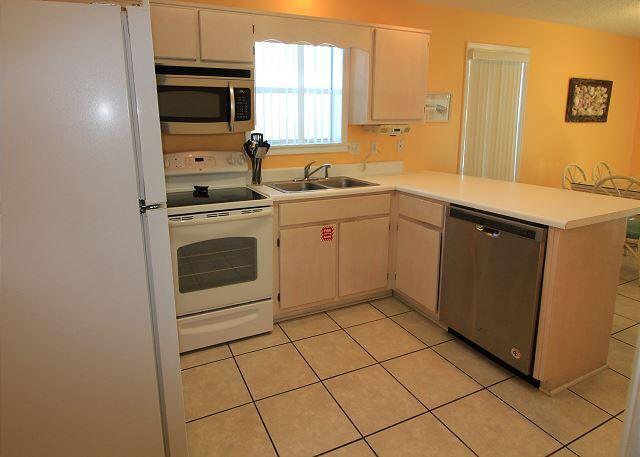 BEACHSIDE VILLAS CONDO - Residential