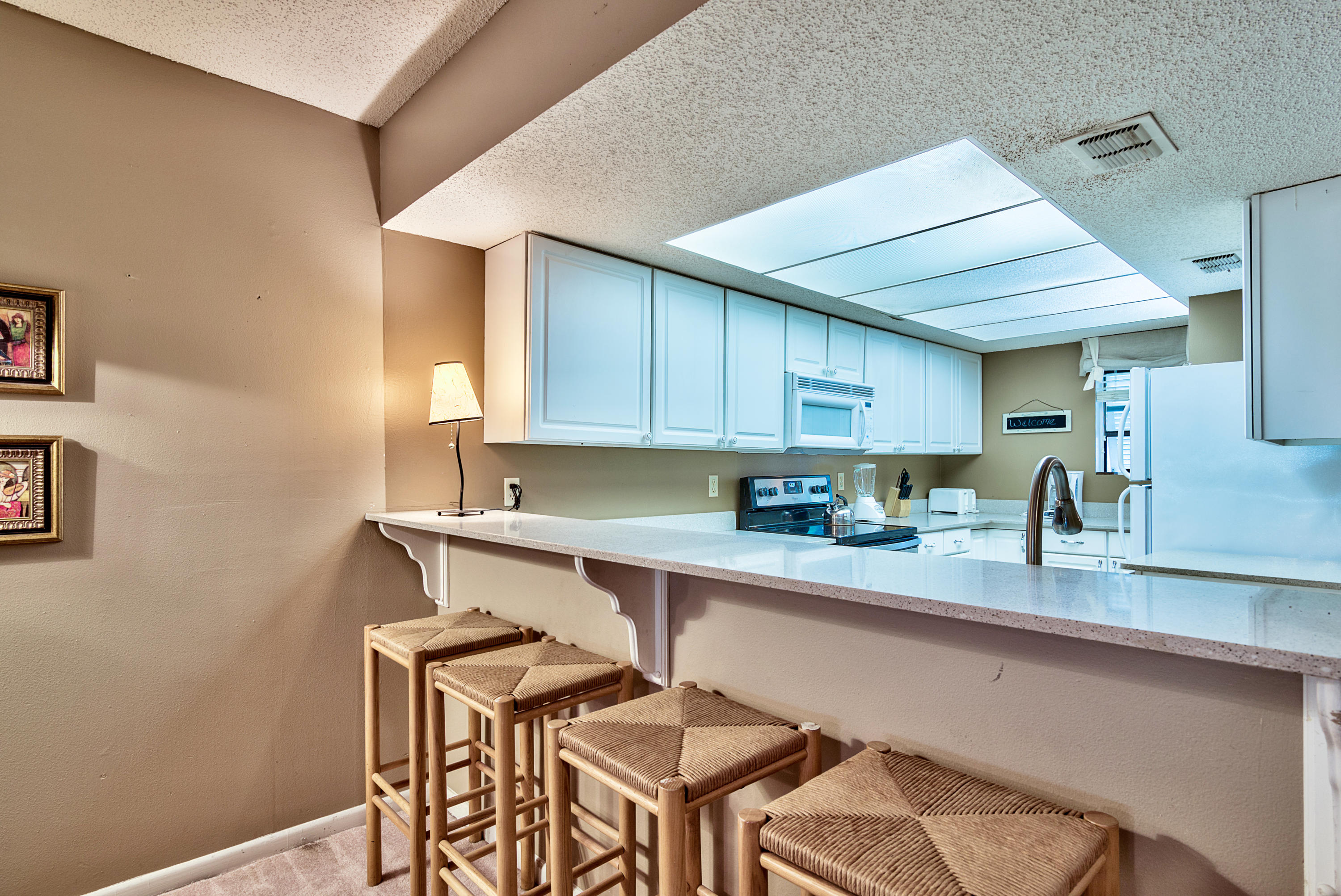 BAYOU VILLAGE CONDO PH 2 - Residential Lease