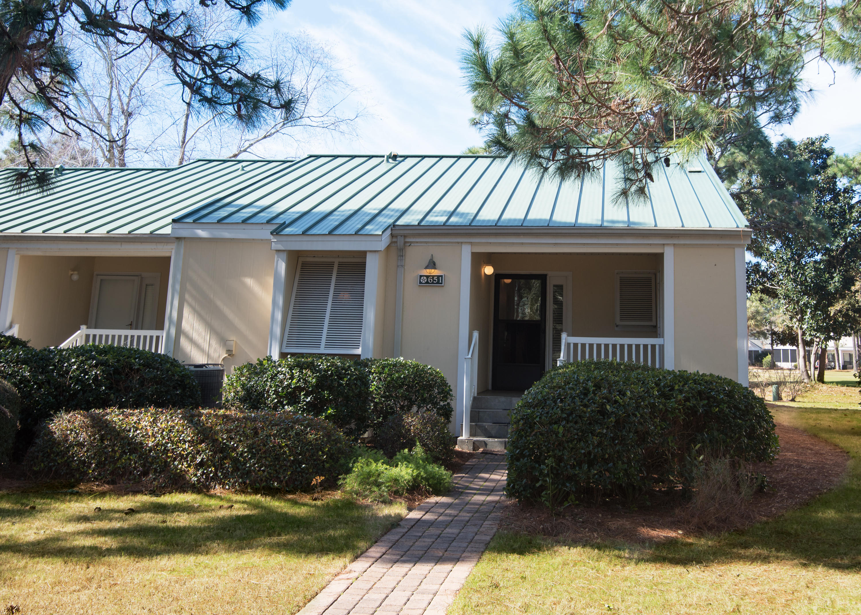 BAYOU VILLAGE CONDO PH 2 - Residential Lease