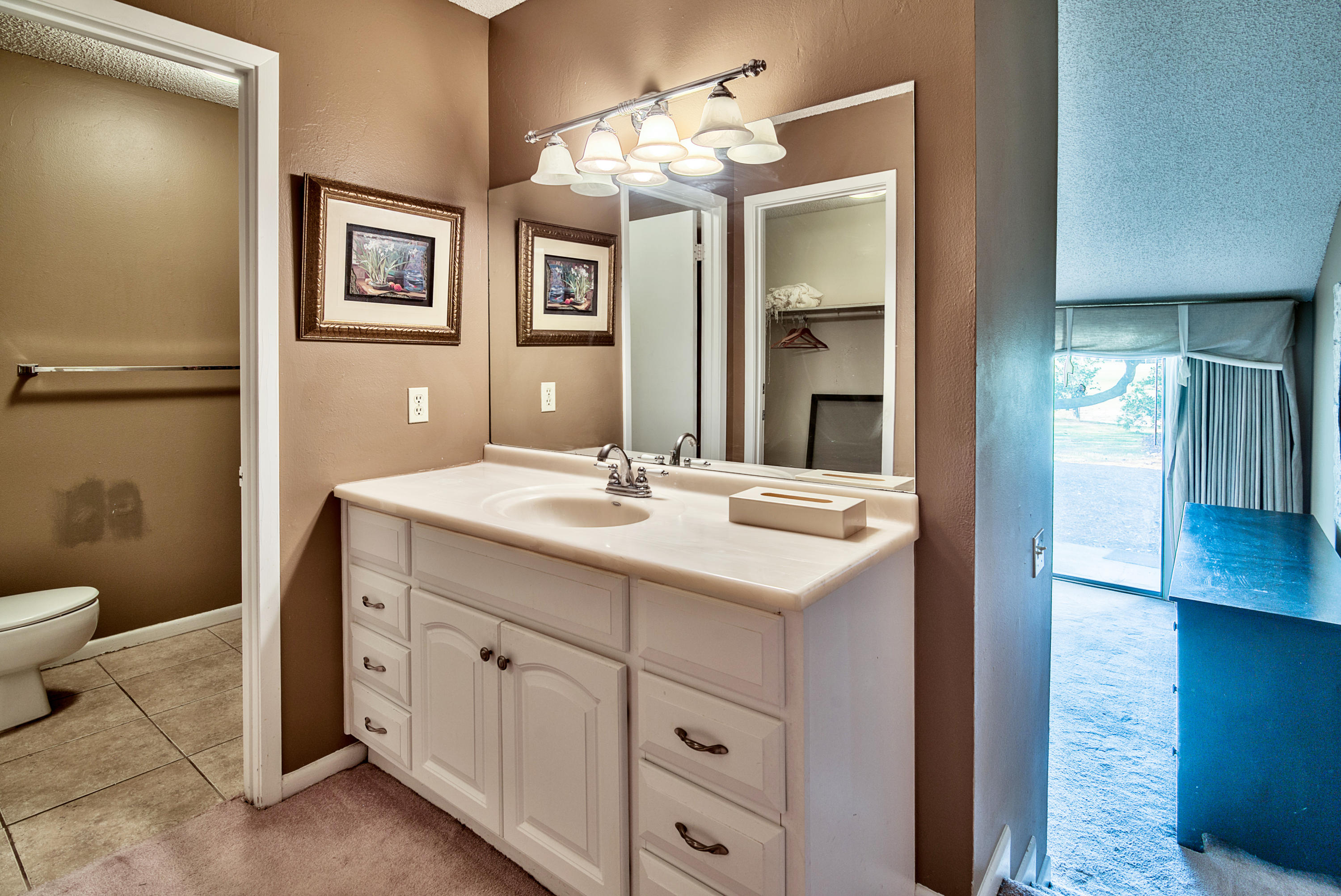 BAYOU VILLAGE CONDO PH 2 - Residential Lease
