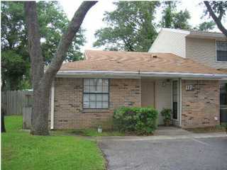 Conveniently located between Hurlburt and Eglin Air Force Base. 2 Bedroom with inside utility area. Sorry, no pets.