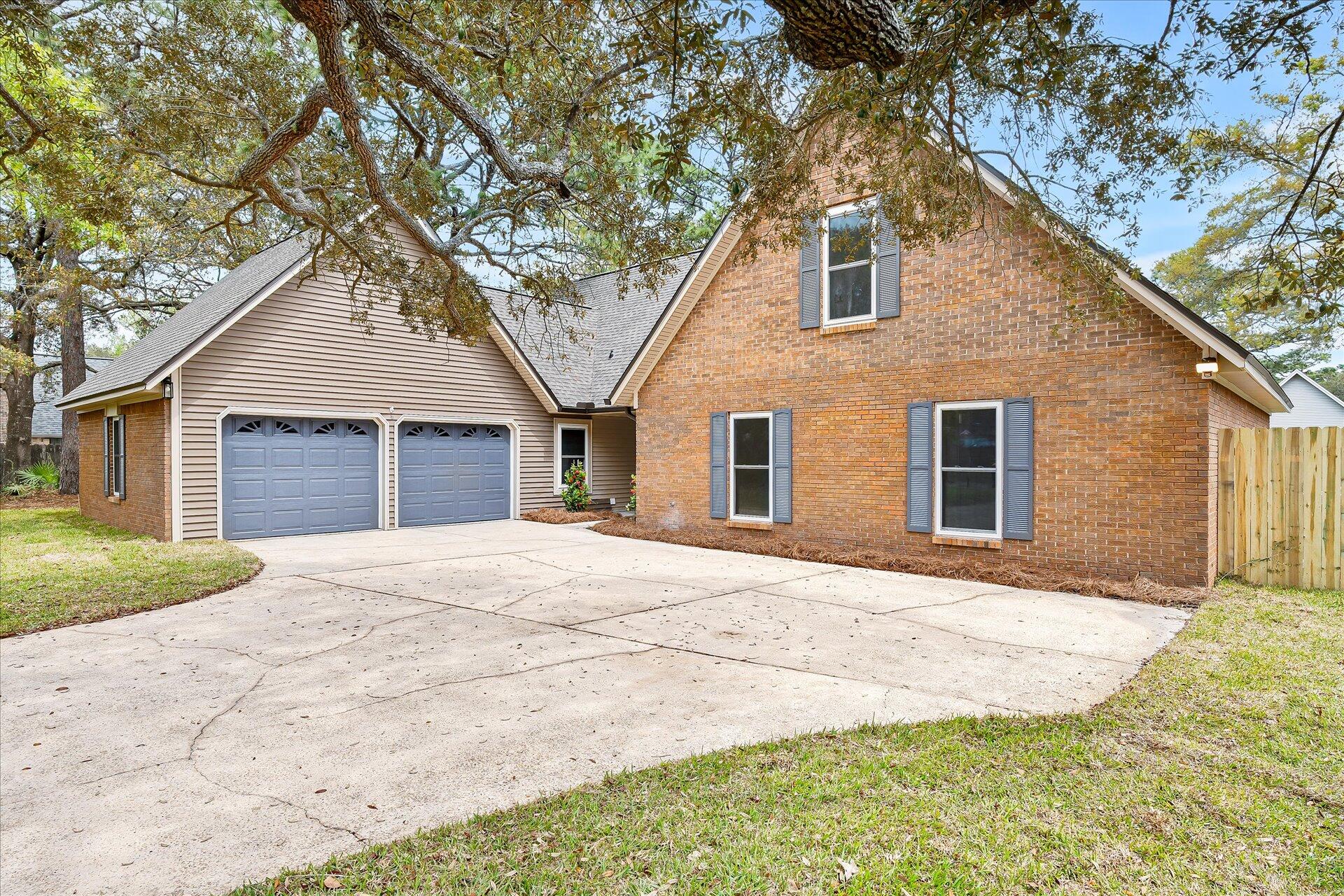 RAINTREE ESTATES #2 - Residential