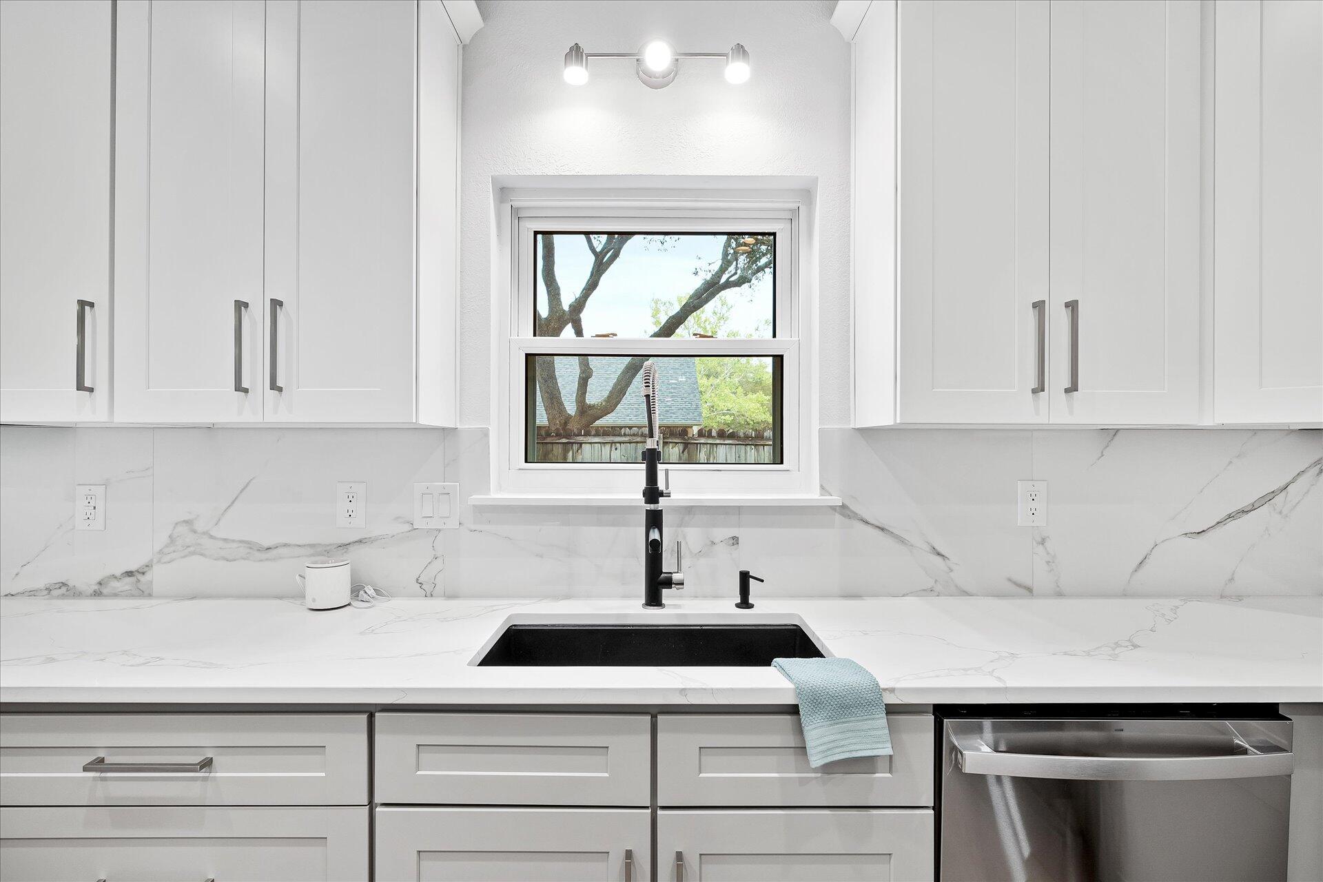RAINTREE ESTATES #2 - Residential