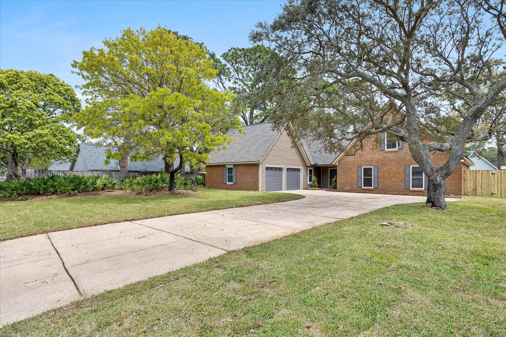RAINTREE ESTATES #2 - Residential