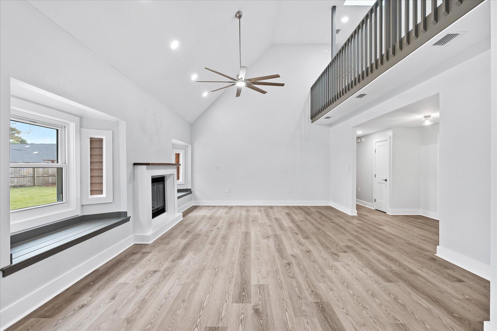 RAINTREE ESTATES #2 - Residential