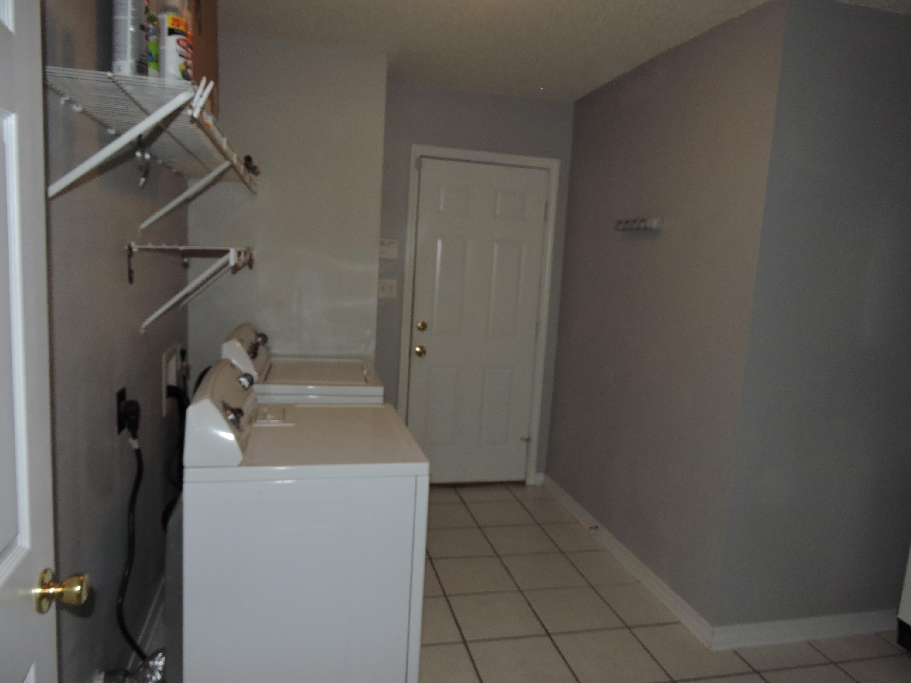 SILVER OAKS PH 1 - Residential Lease