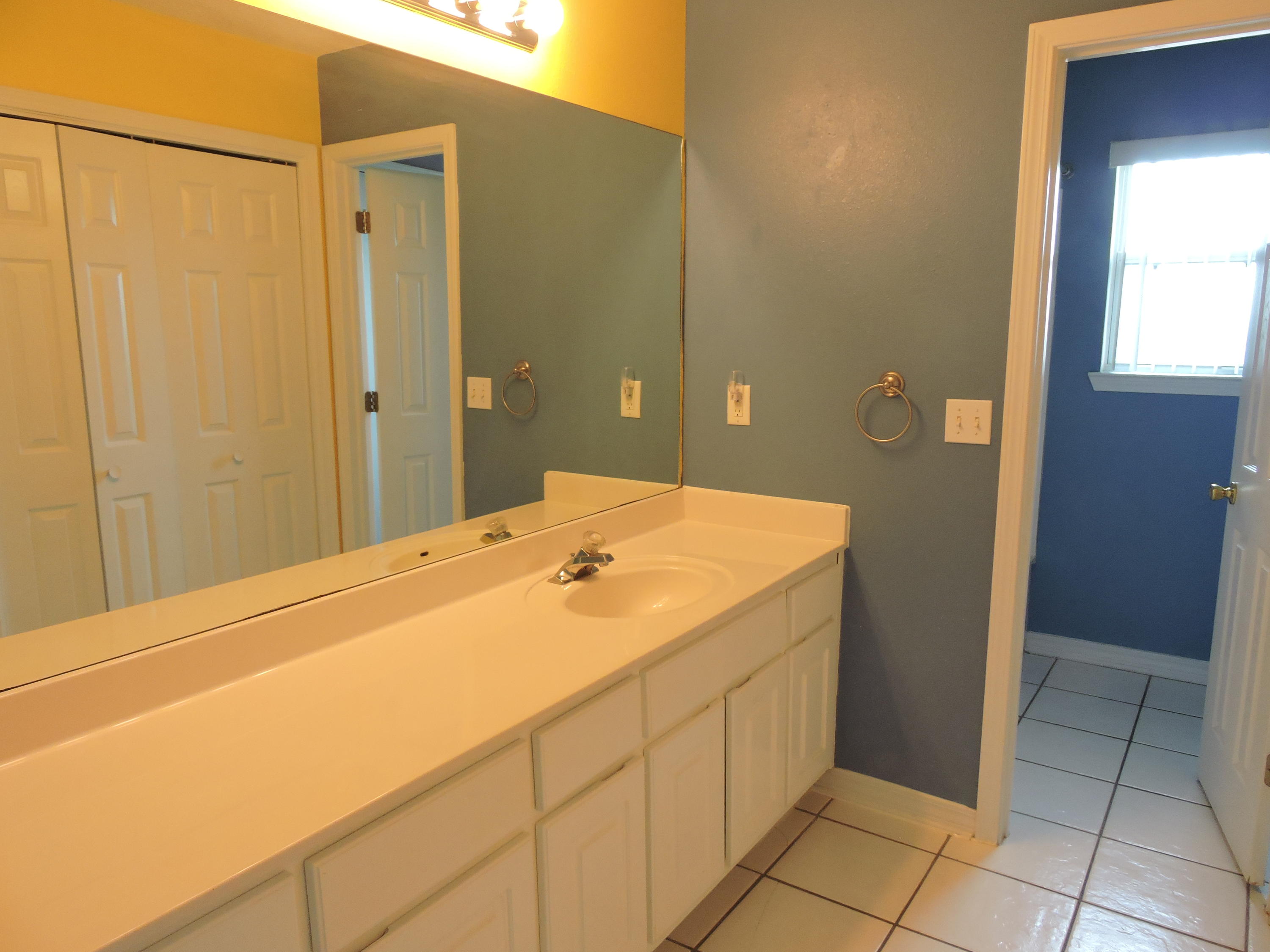 SILVER OAKS PH 1 - Residential Lease