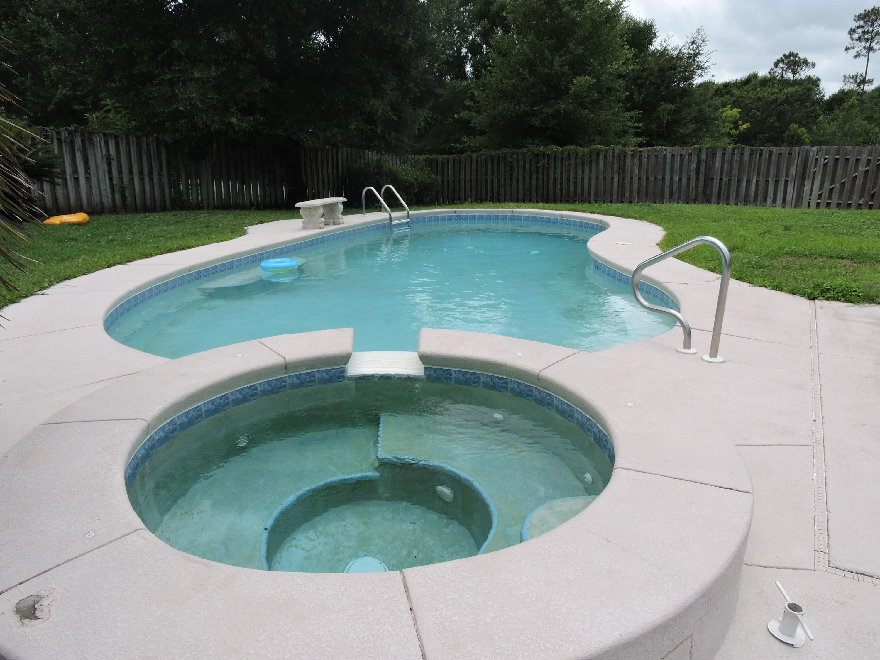 SILVER OAKS PH 1 - Residential Lease