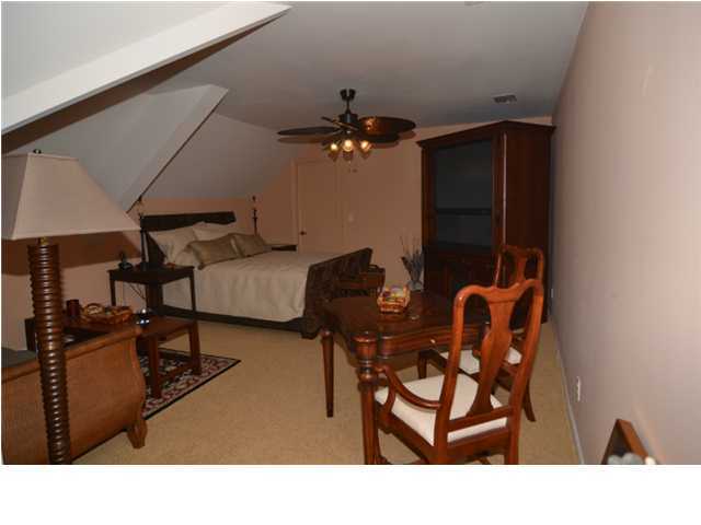 BAYTOWNE AVENUE - Residential Lease