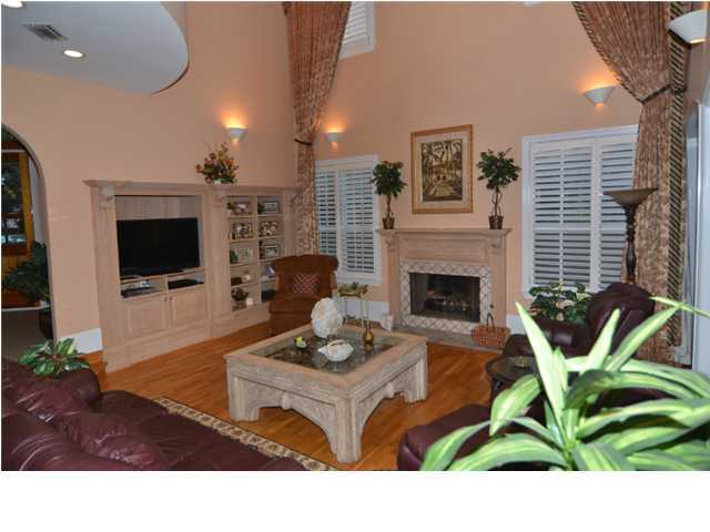 BAYTOWNE AVENUE - Residential Lease