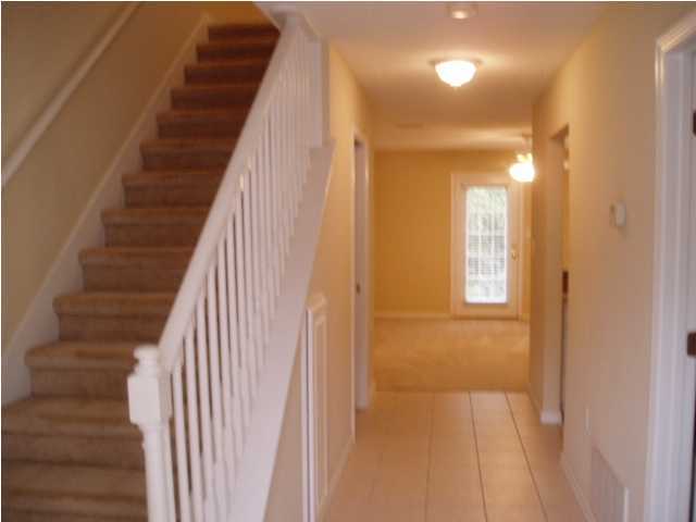 OAK PARK TOWNHOMES - Residential Lease