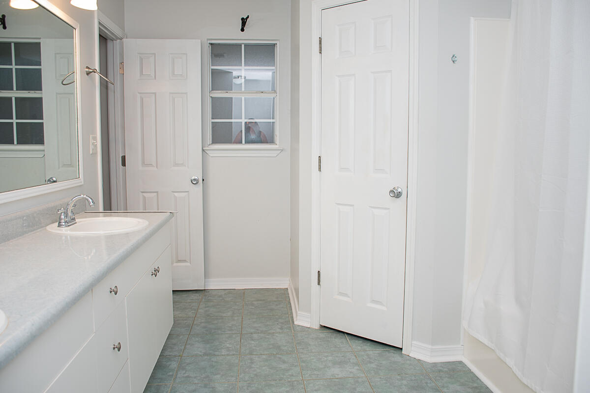 COUNTRYVIEW ESTATES 4TH ADDN PH 5 - Residential Lease