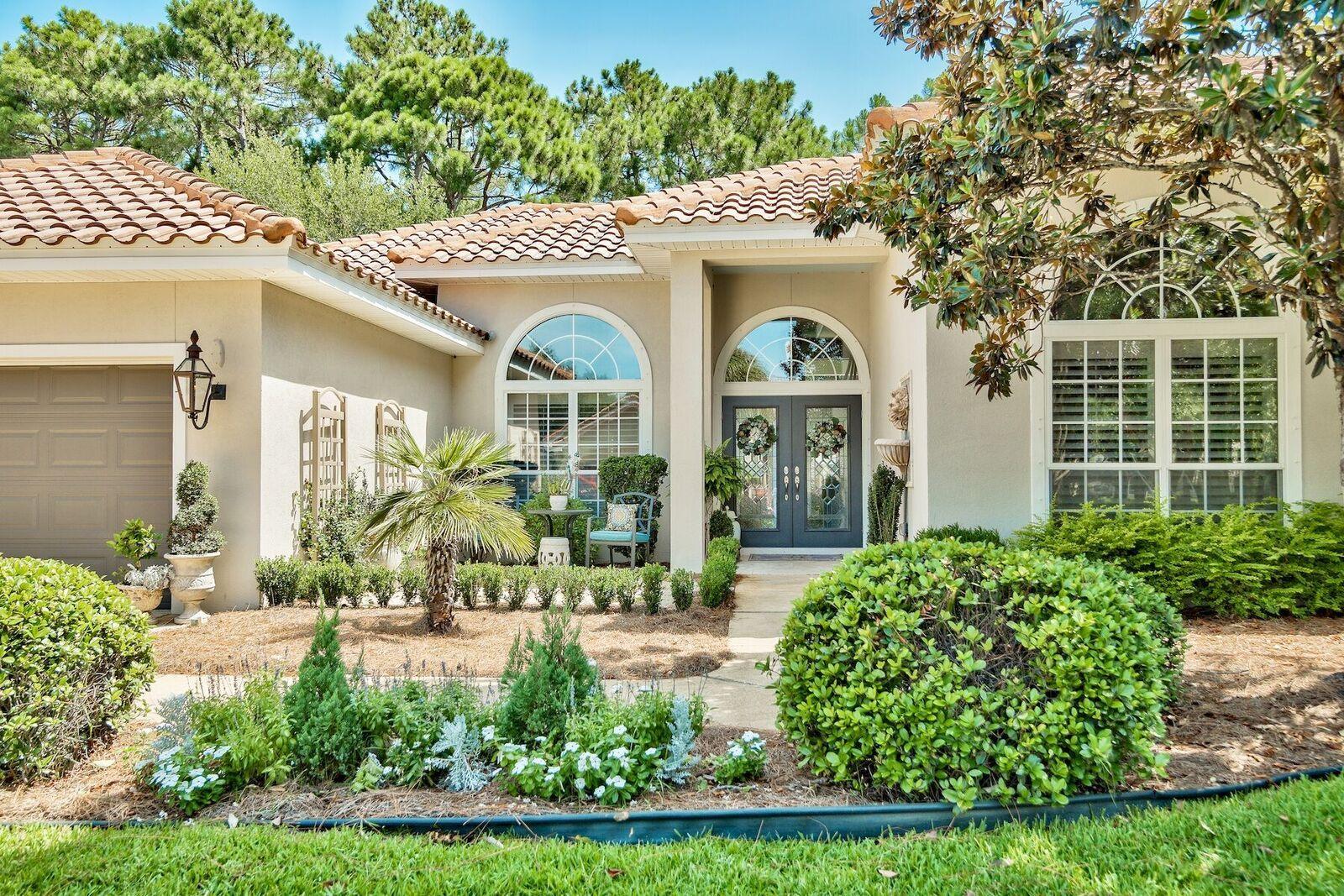 EMERALD BAY - Residential