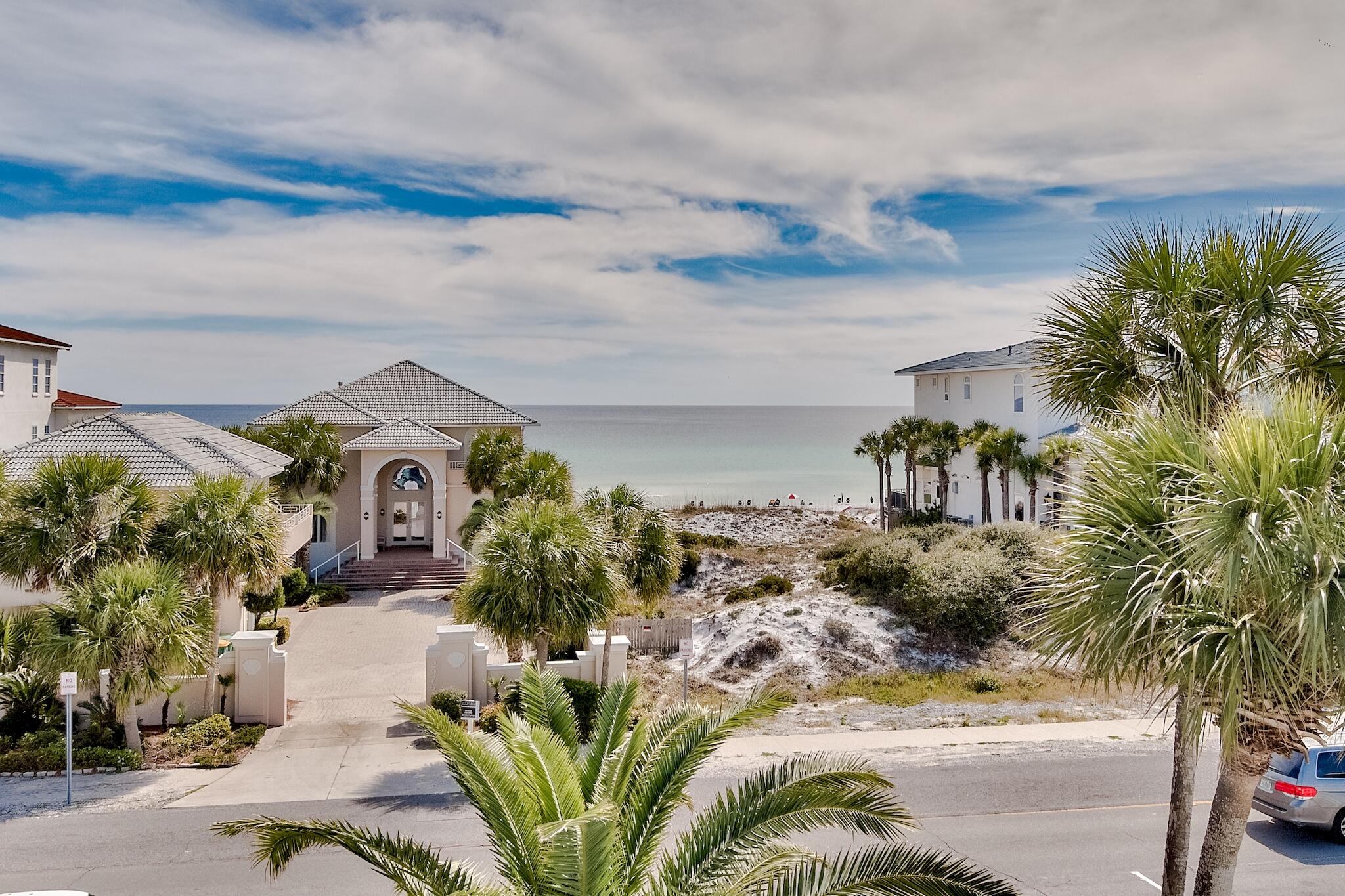 CRYSTAL BEACH - Residential