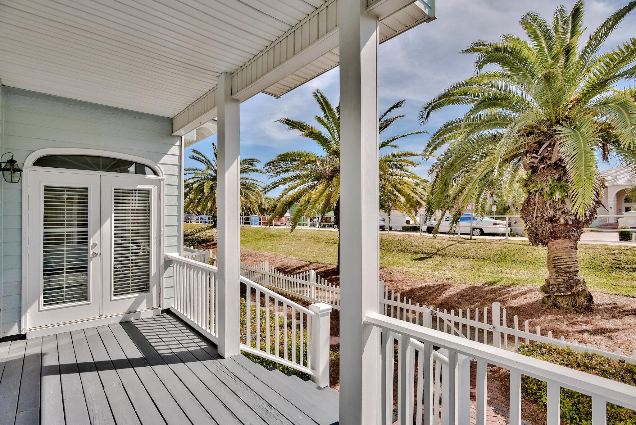 CRYSTAL BEACH - Residential