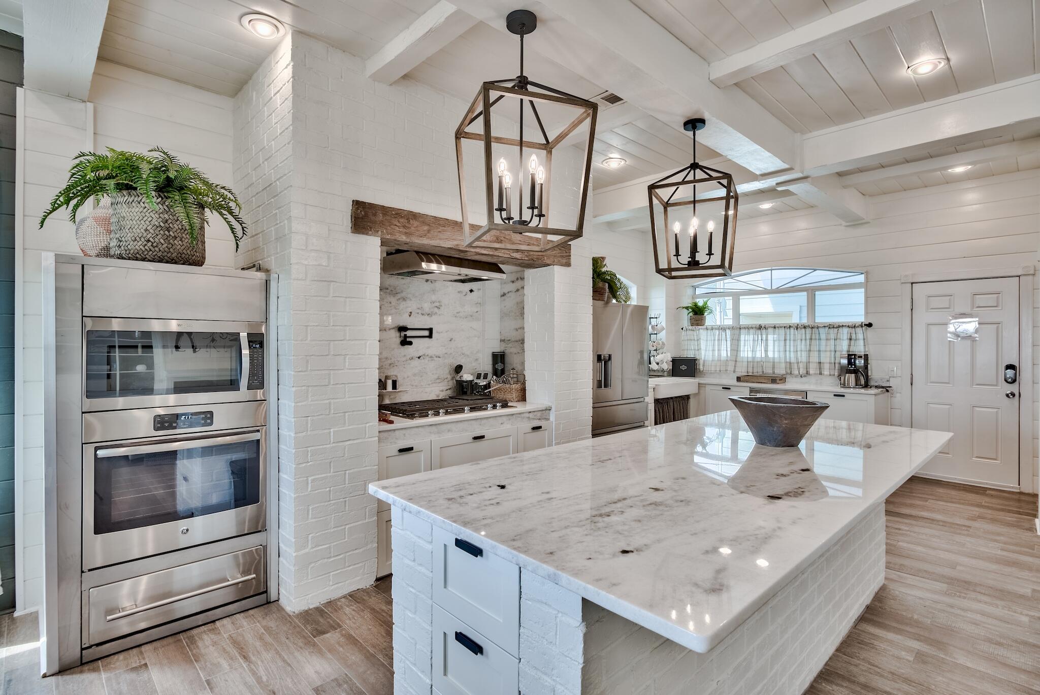 CRYSTAL BEACH - Residential