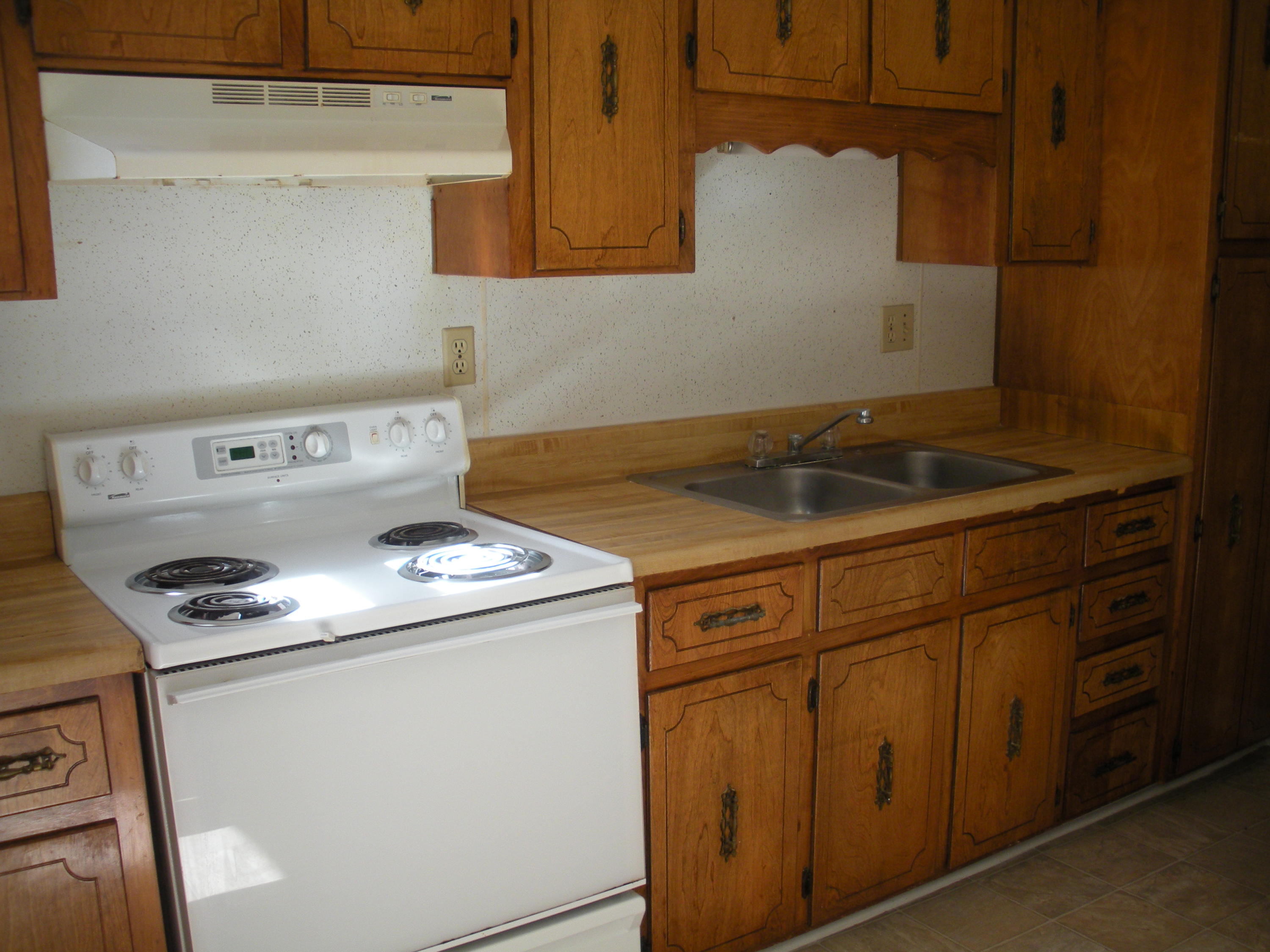 Parkway Apartments - Residential Lease