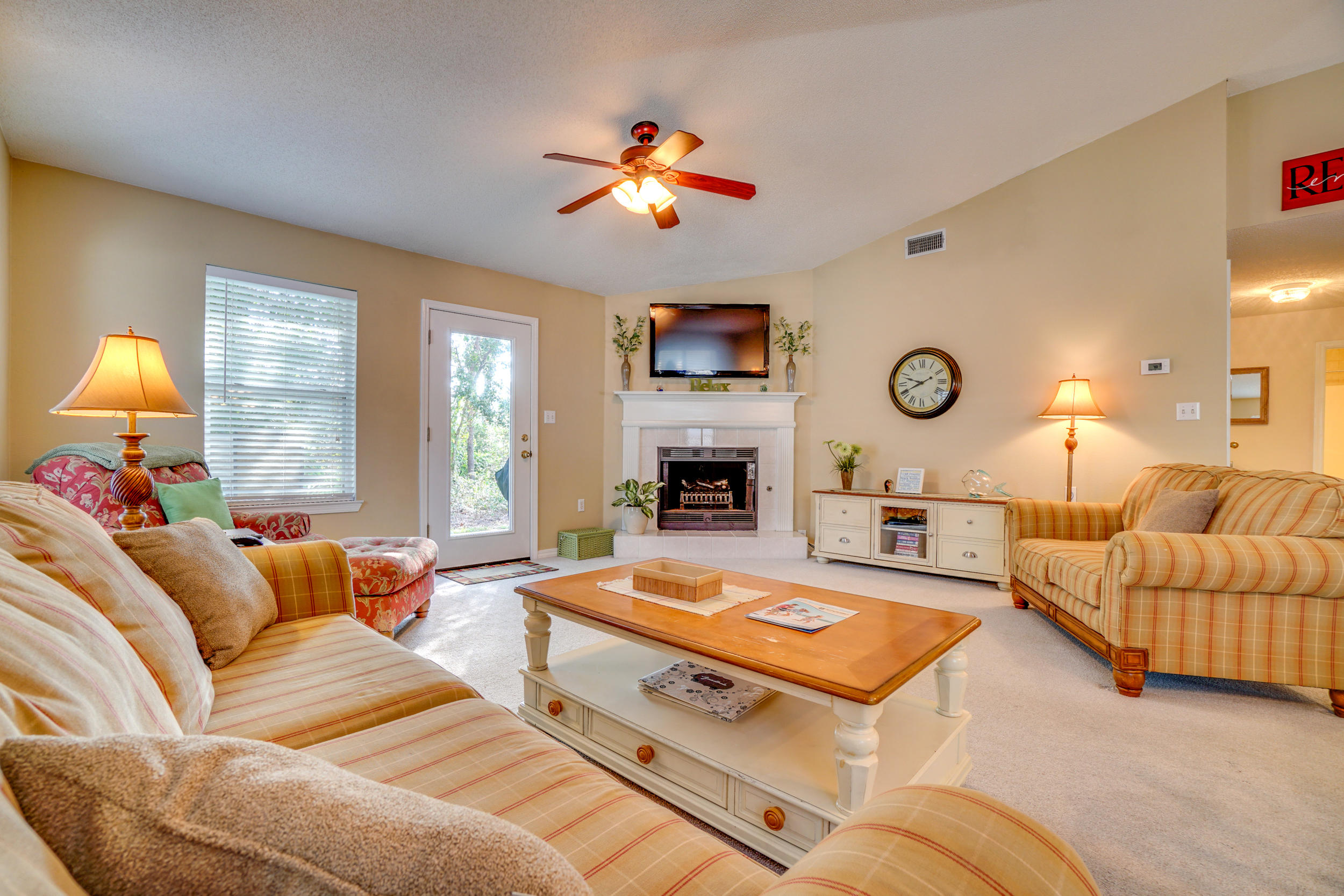 MARAVILLA COTTAGES - Residential