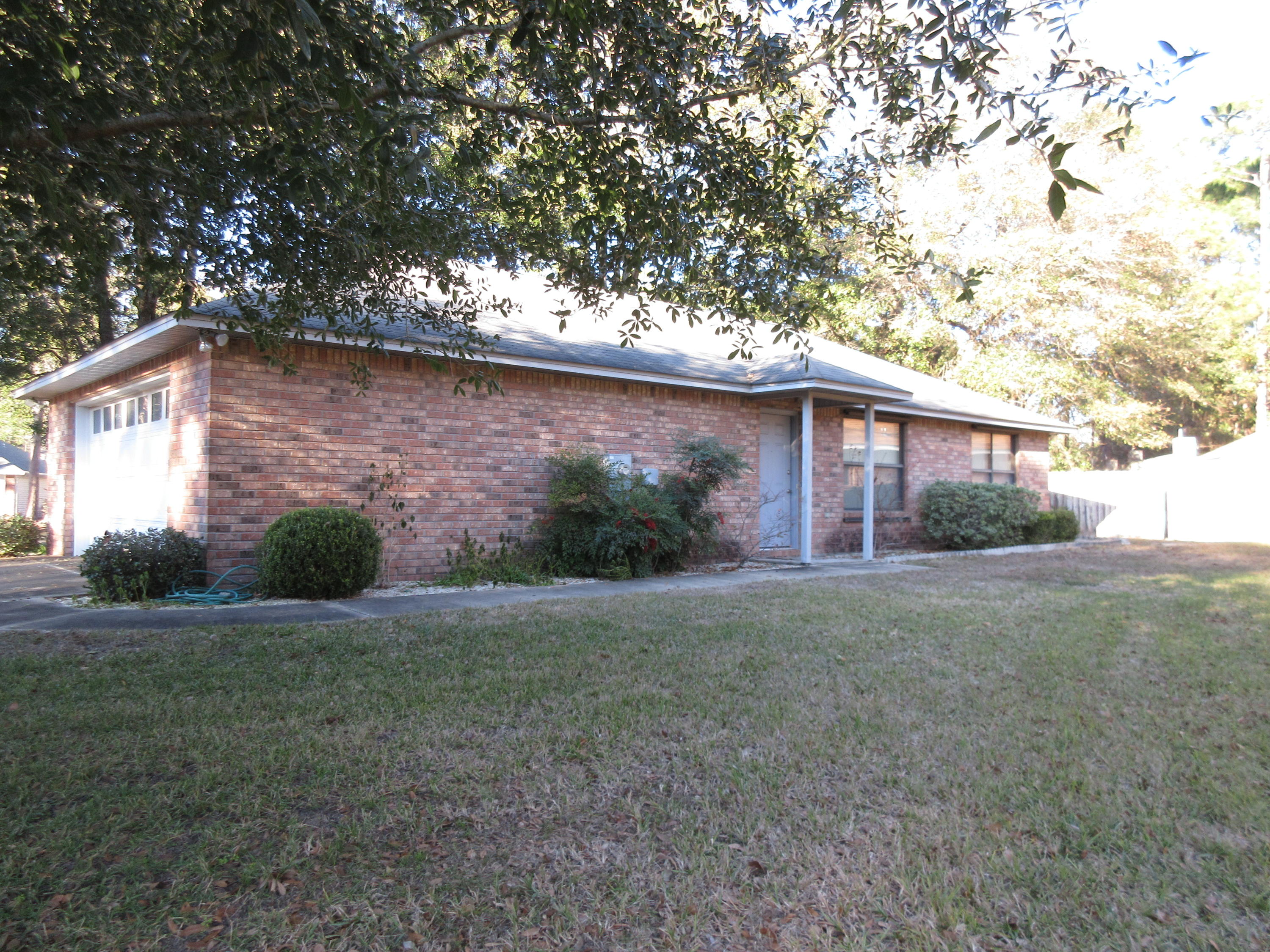 METES & BOUNDS - Residential Lease