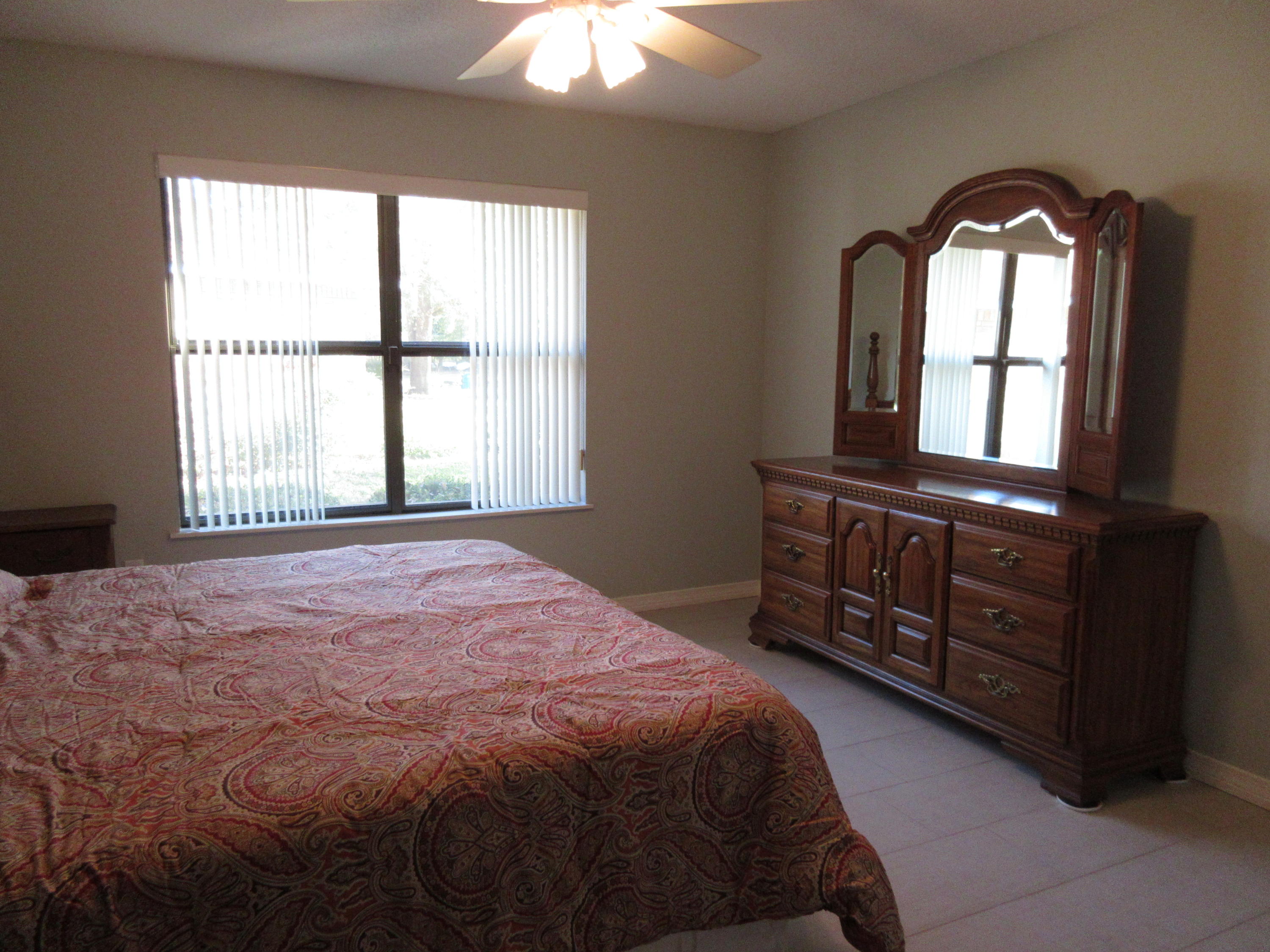 METES & BOUNDS - Residential Lease