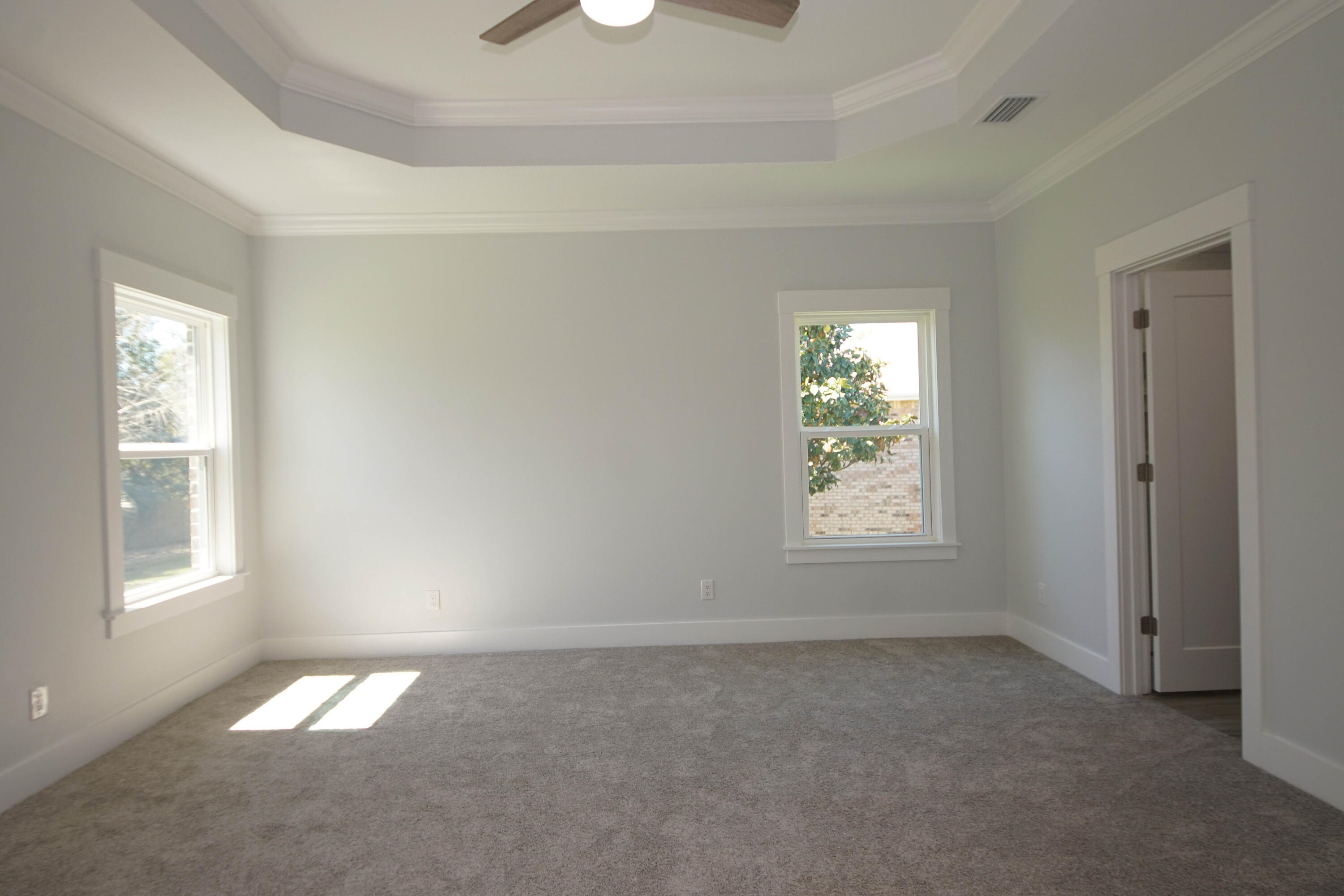 BISCAYNE POINTE - Residential
