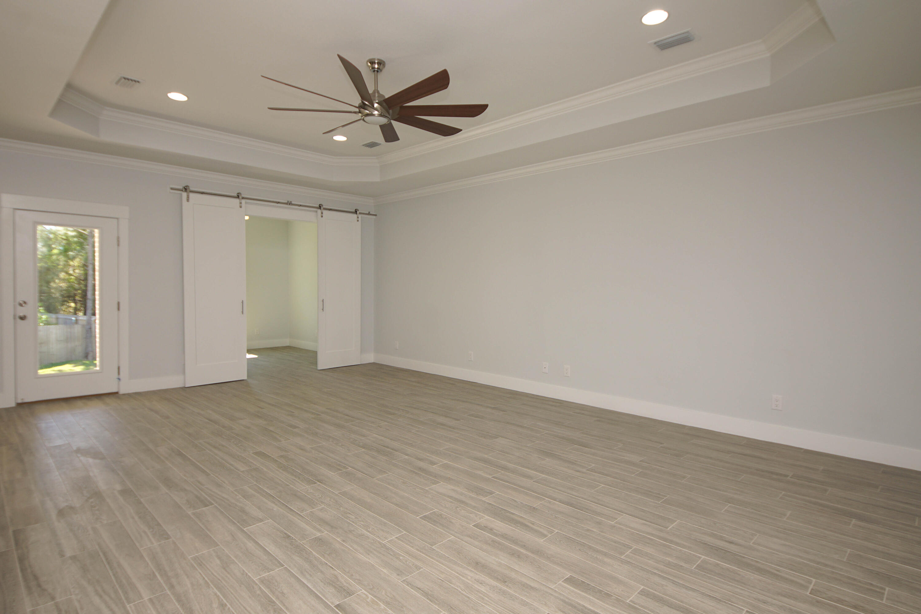 BISCAYNE POINTE - Residential