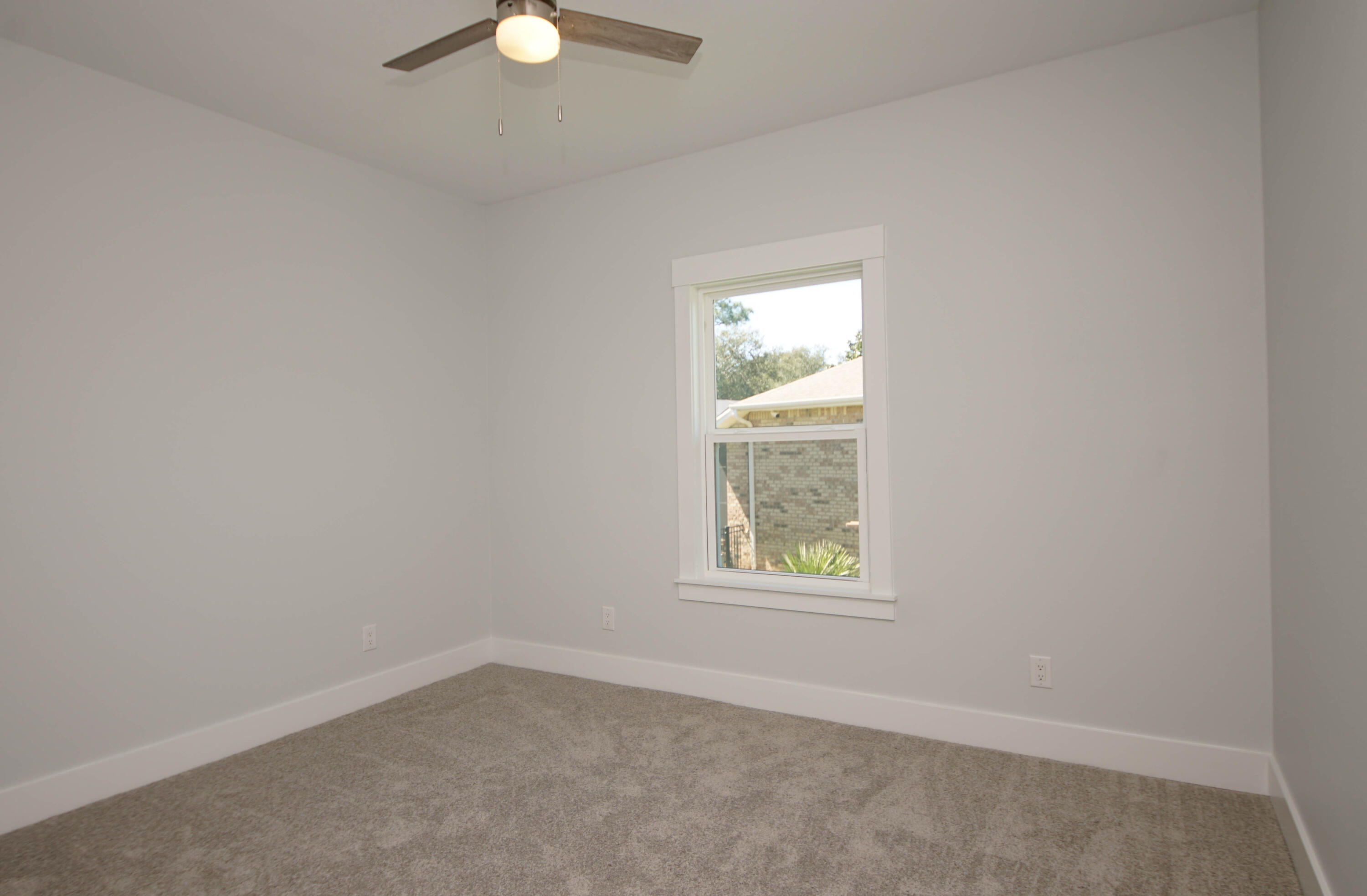 BISCAYNE POINTE - Residential