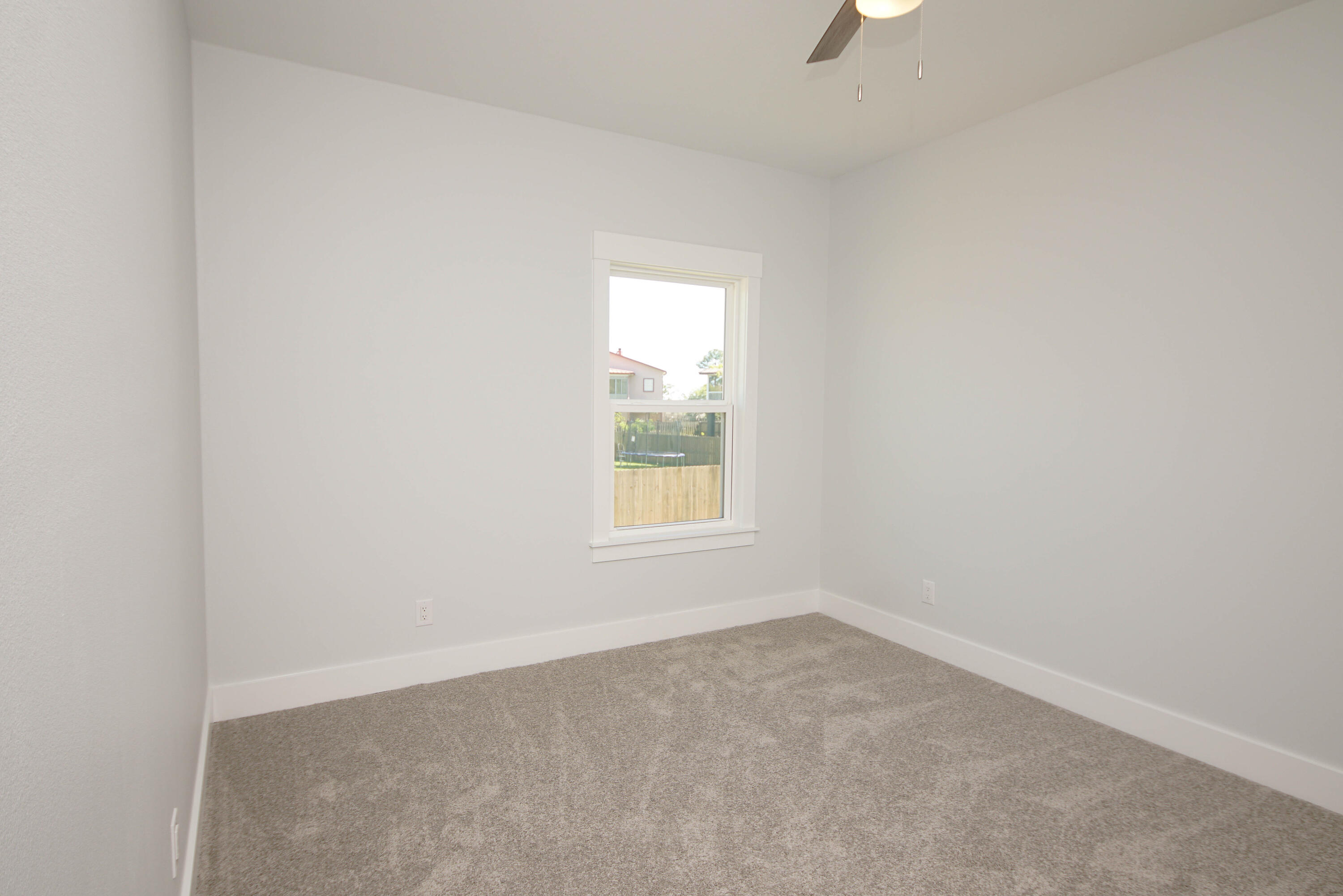 BISCAYNE POINTE - Residential