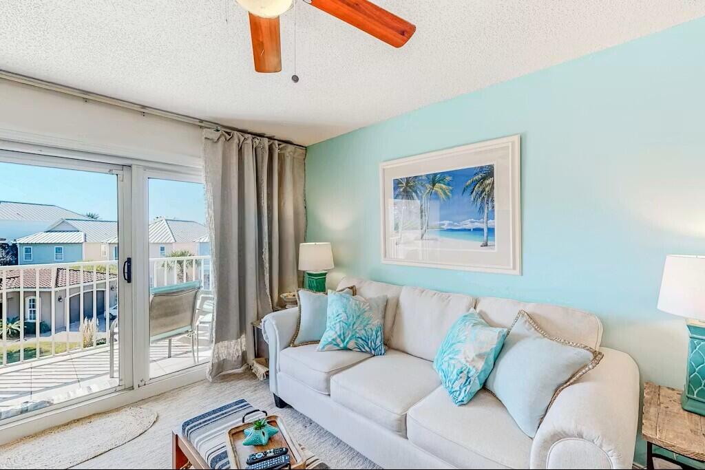 MARAVILLA CONDO 2 - Residential