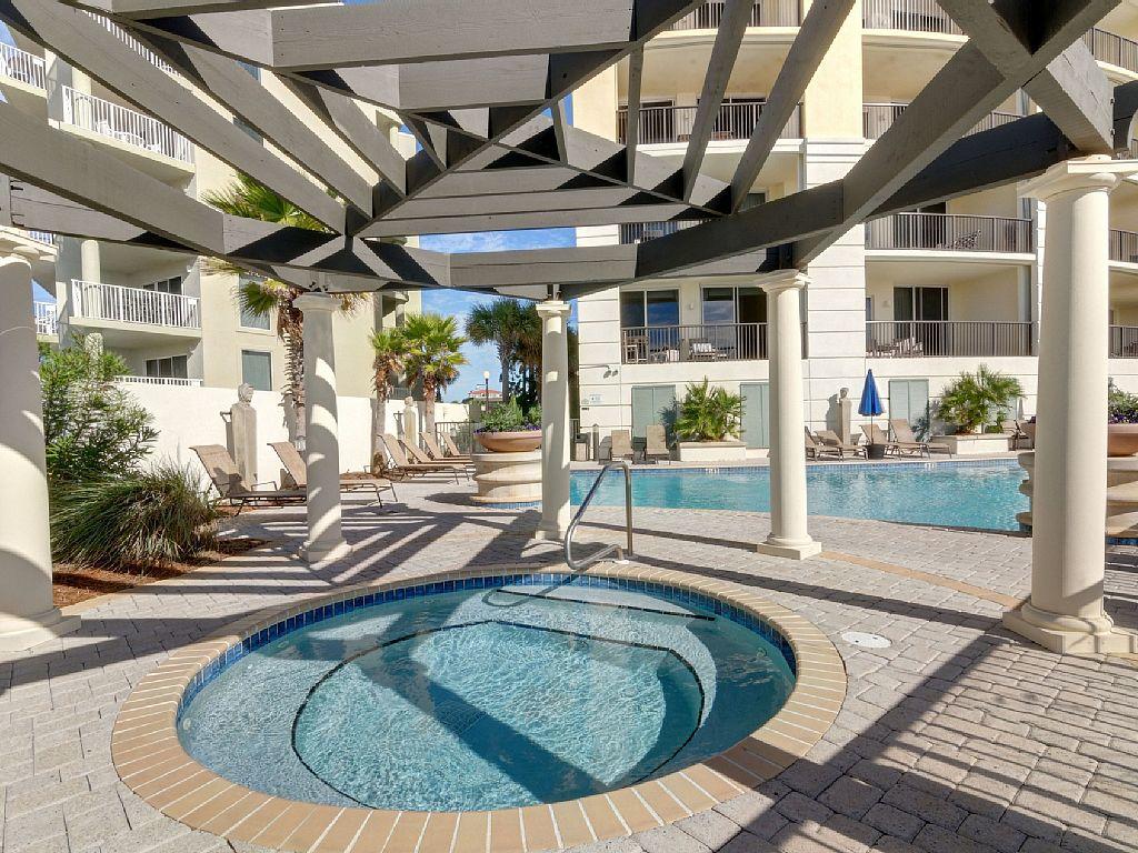 BELLA RIVA - Residential