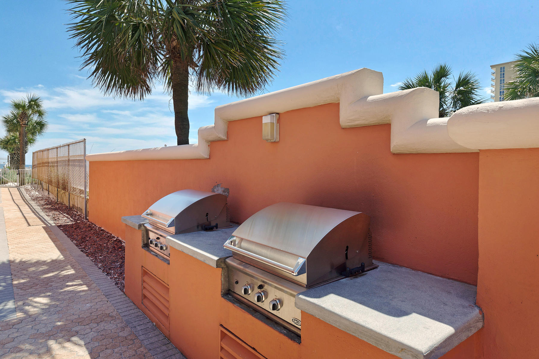 DESTIN TOWERS CONDO - Residential