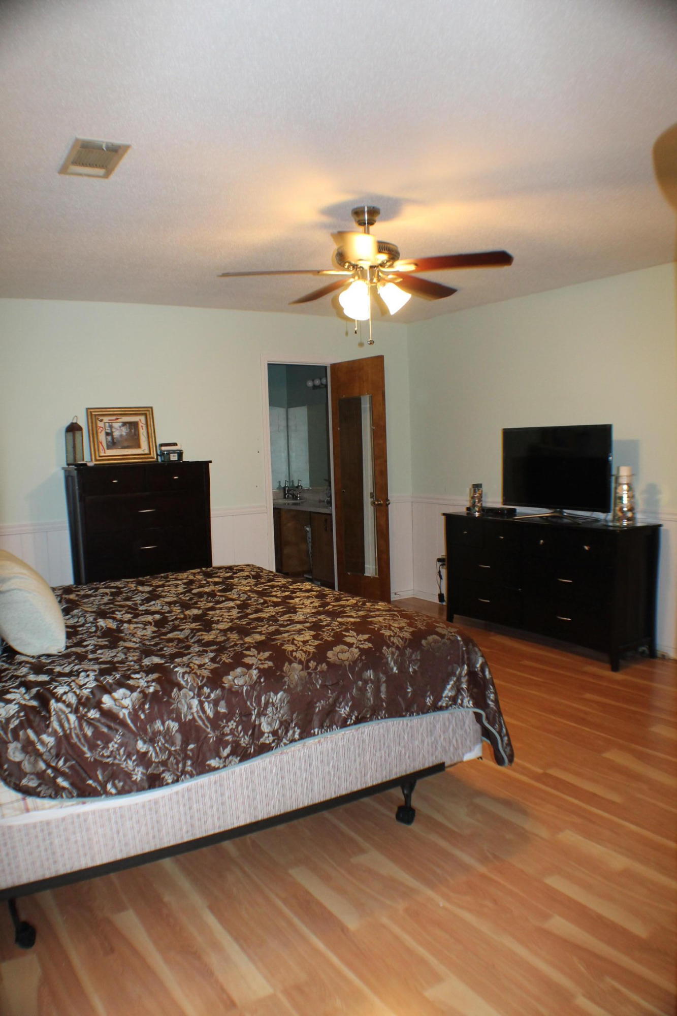 SUMMER TREE - Residential Lease