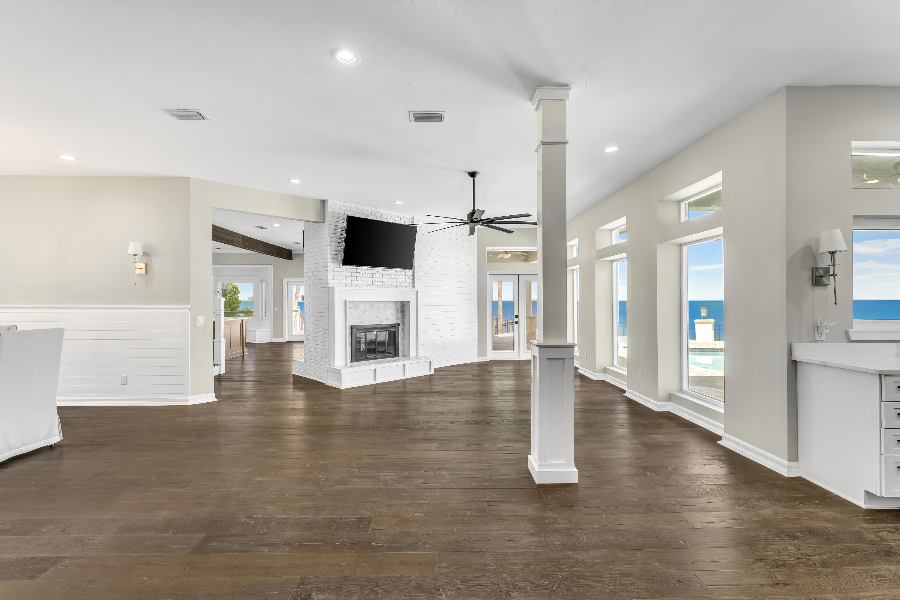 KINGS POINT HARBOUR UNIT 1 REPLAT - Residential