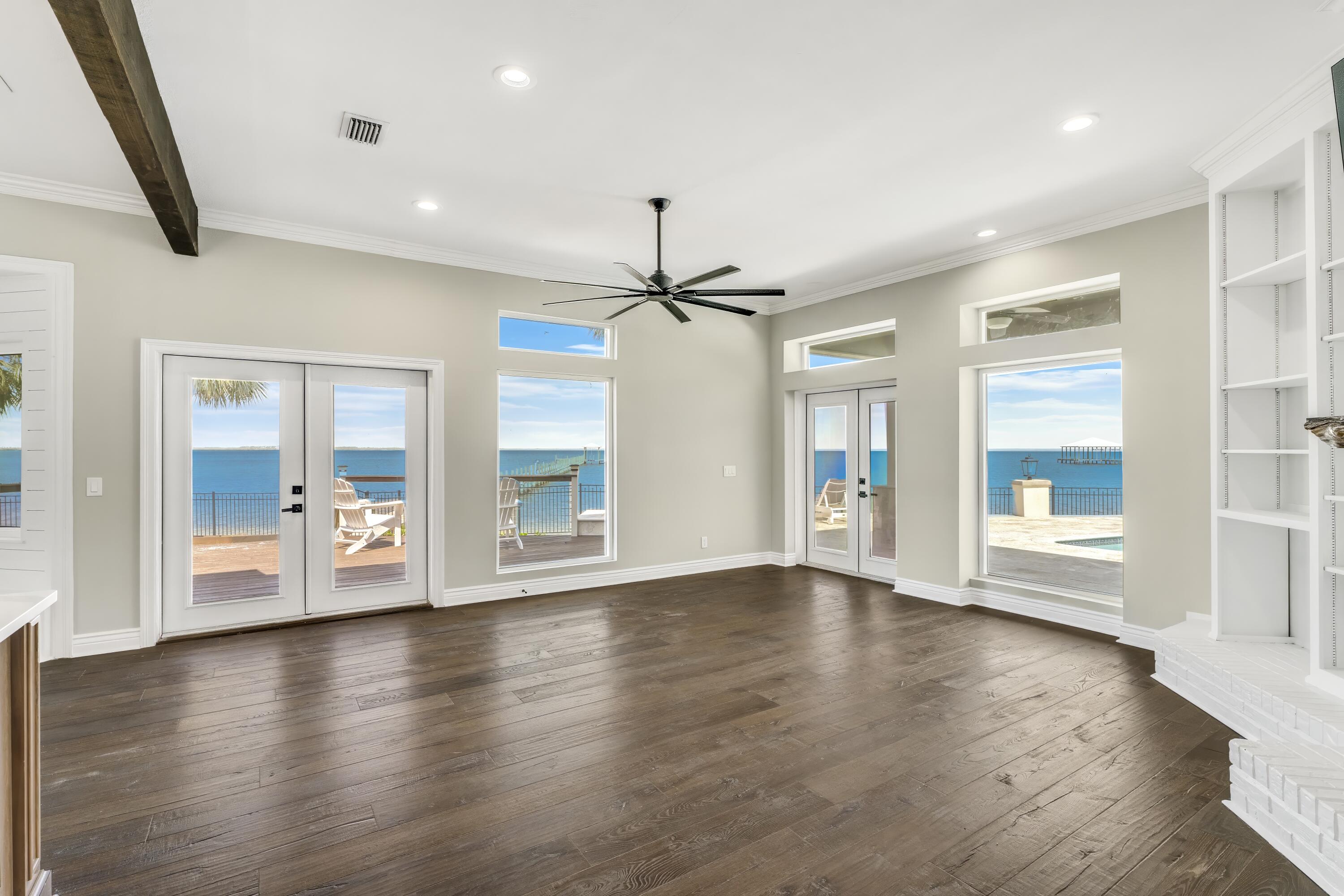 KINGS POINT HARBOUR UNIT 1 REPLAT - Residential