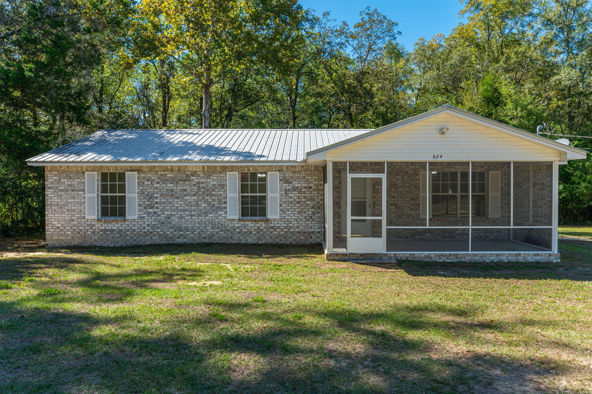 METES & BOUNDS - Residential Lease