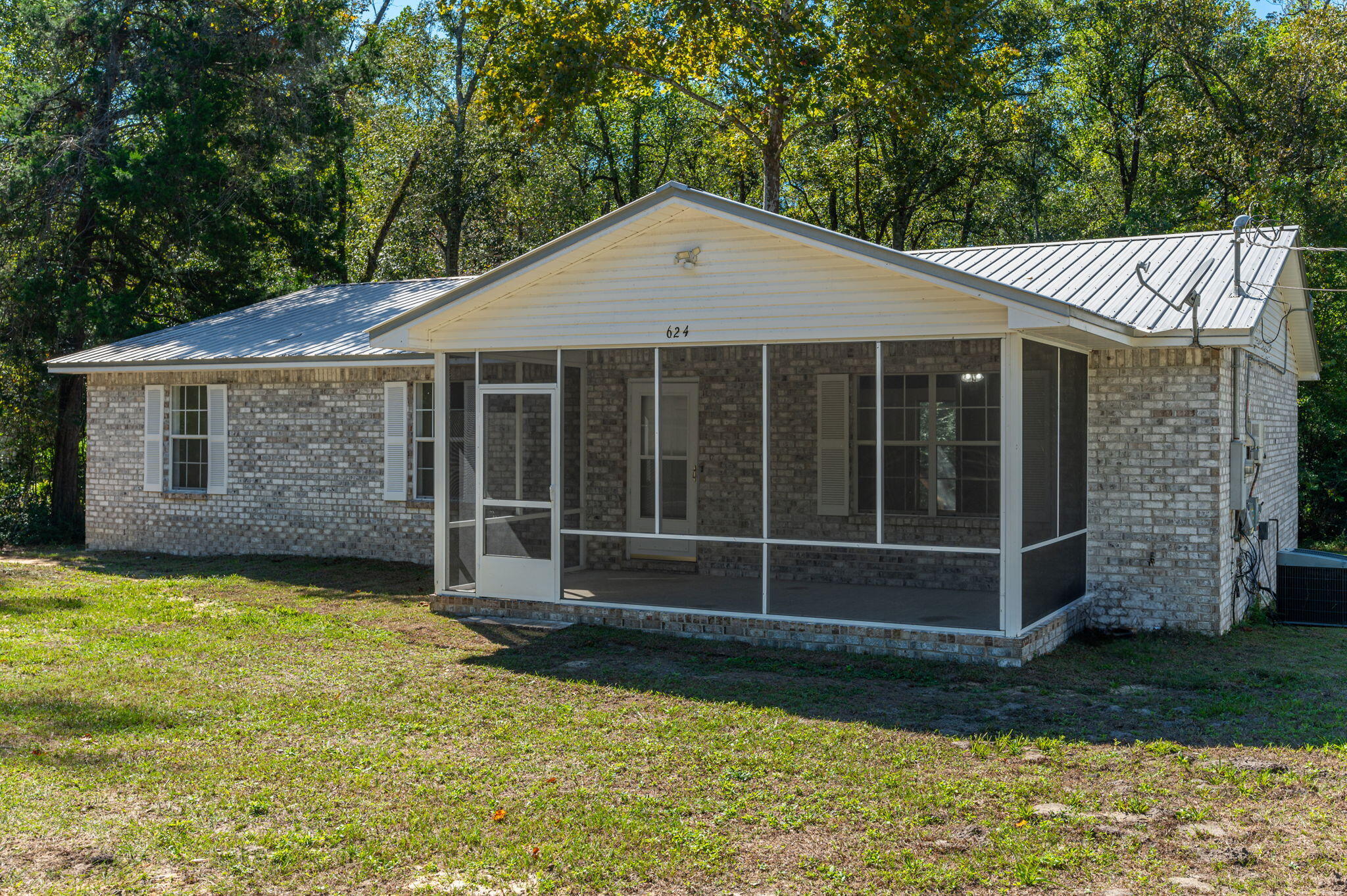 METES & BOUNDS - Residential Lease