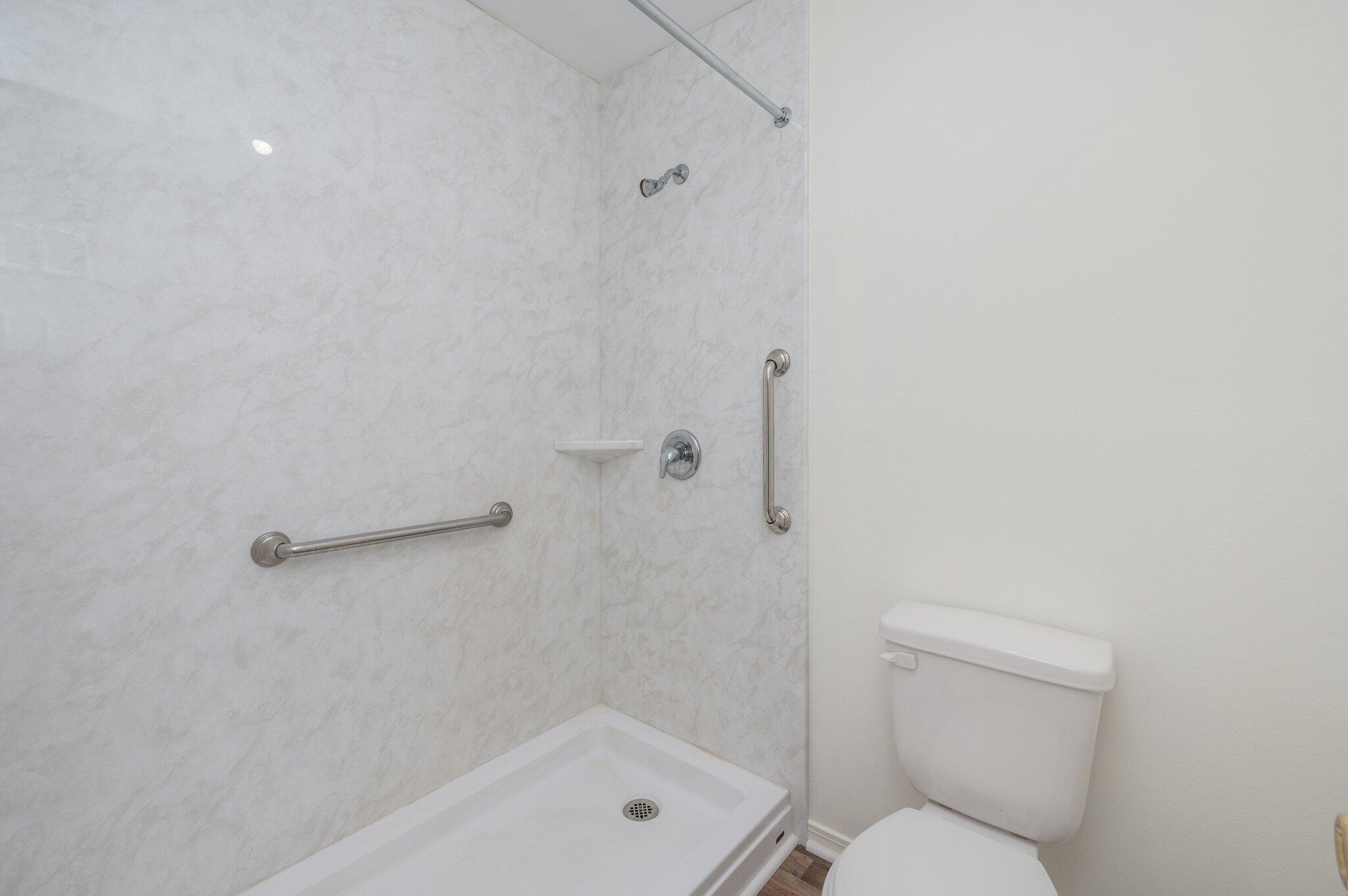 METES & BOUNDS - Residential Lease