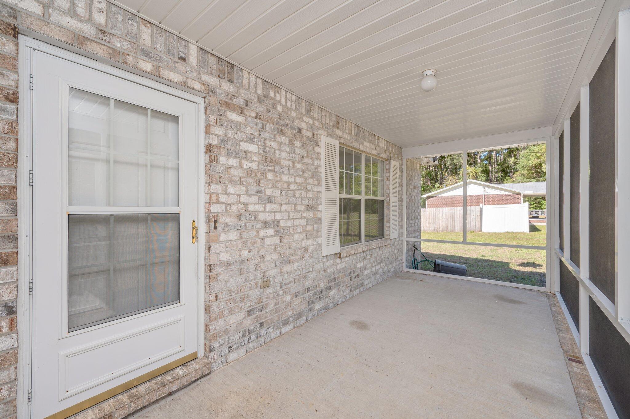 METES & BOUNDS - Residential Lease