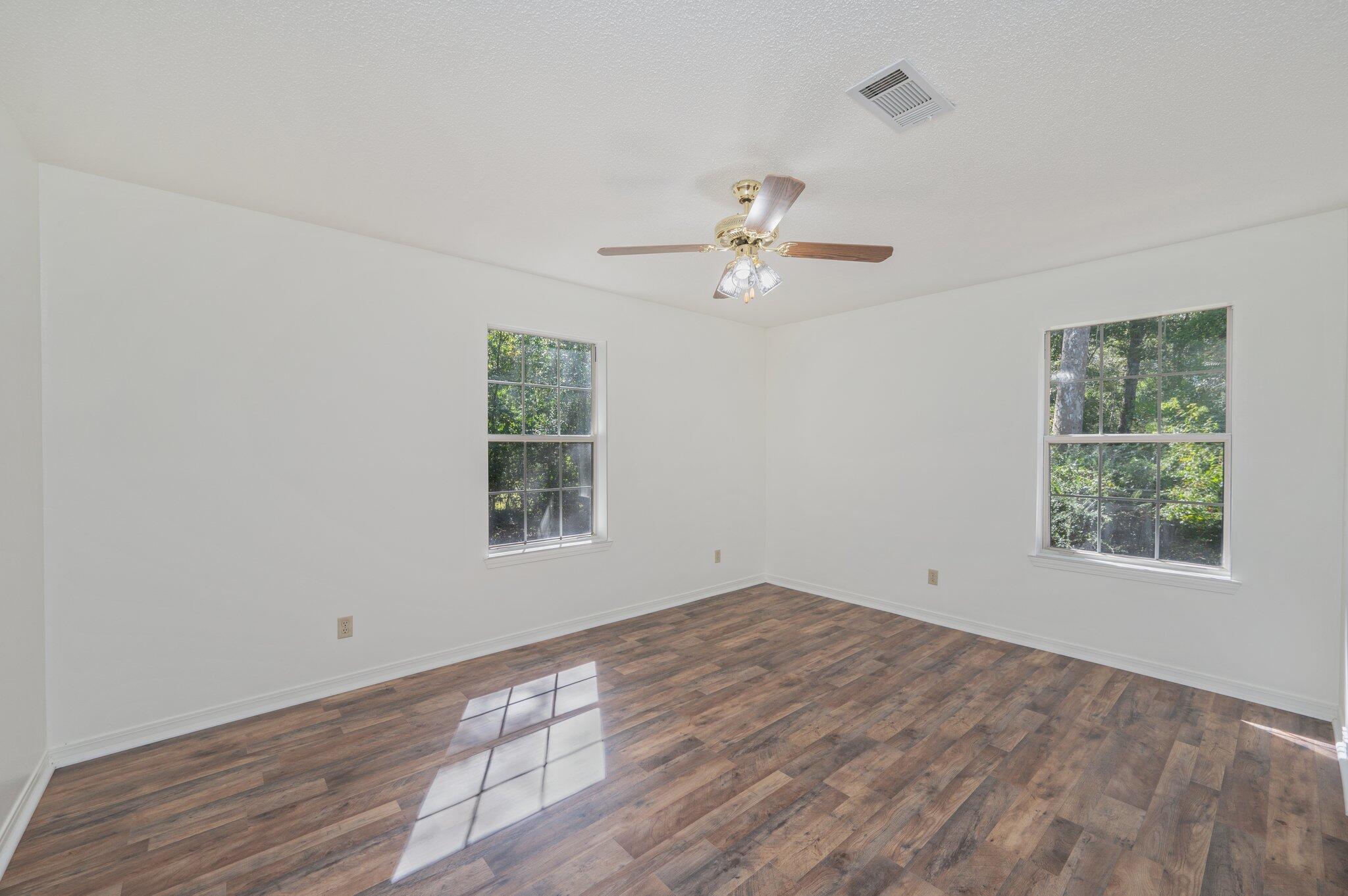 METES & BOUNDS - Residential Lease