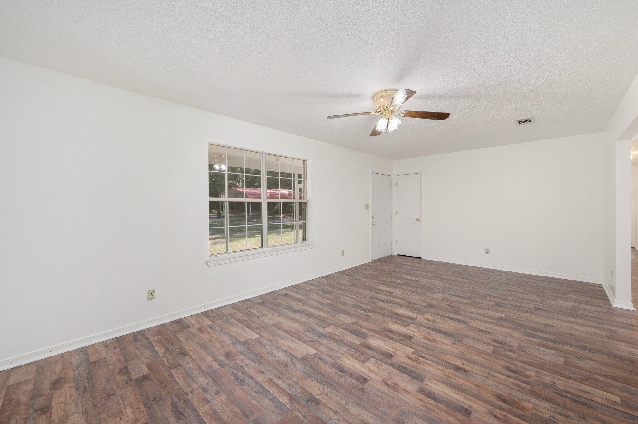 METES & BOUNDS - Residential Lease