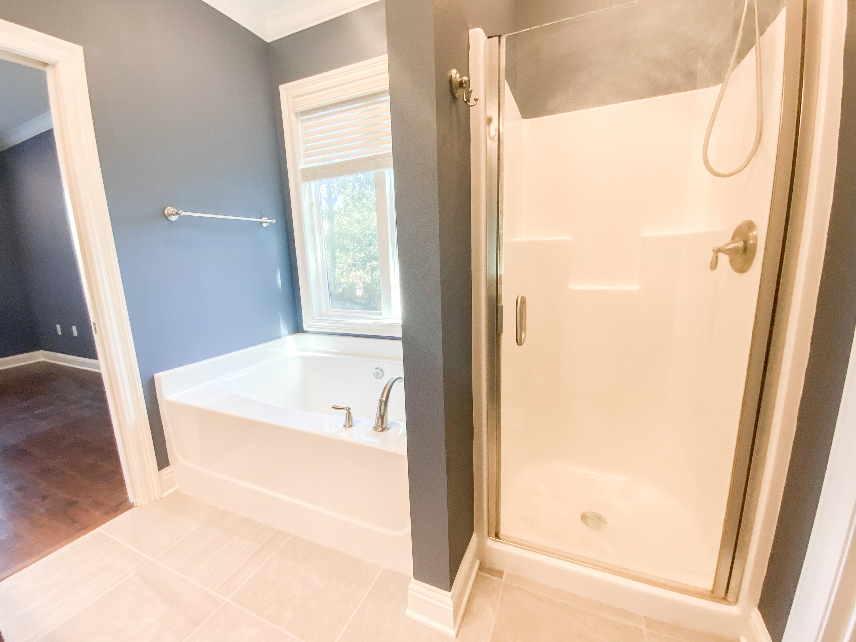 CAROL ANNE MANOR - Residential Lease