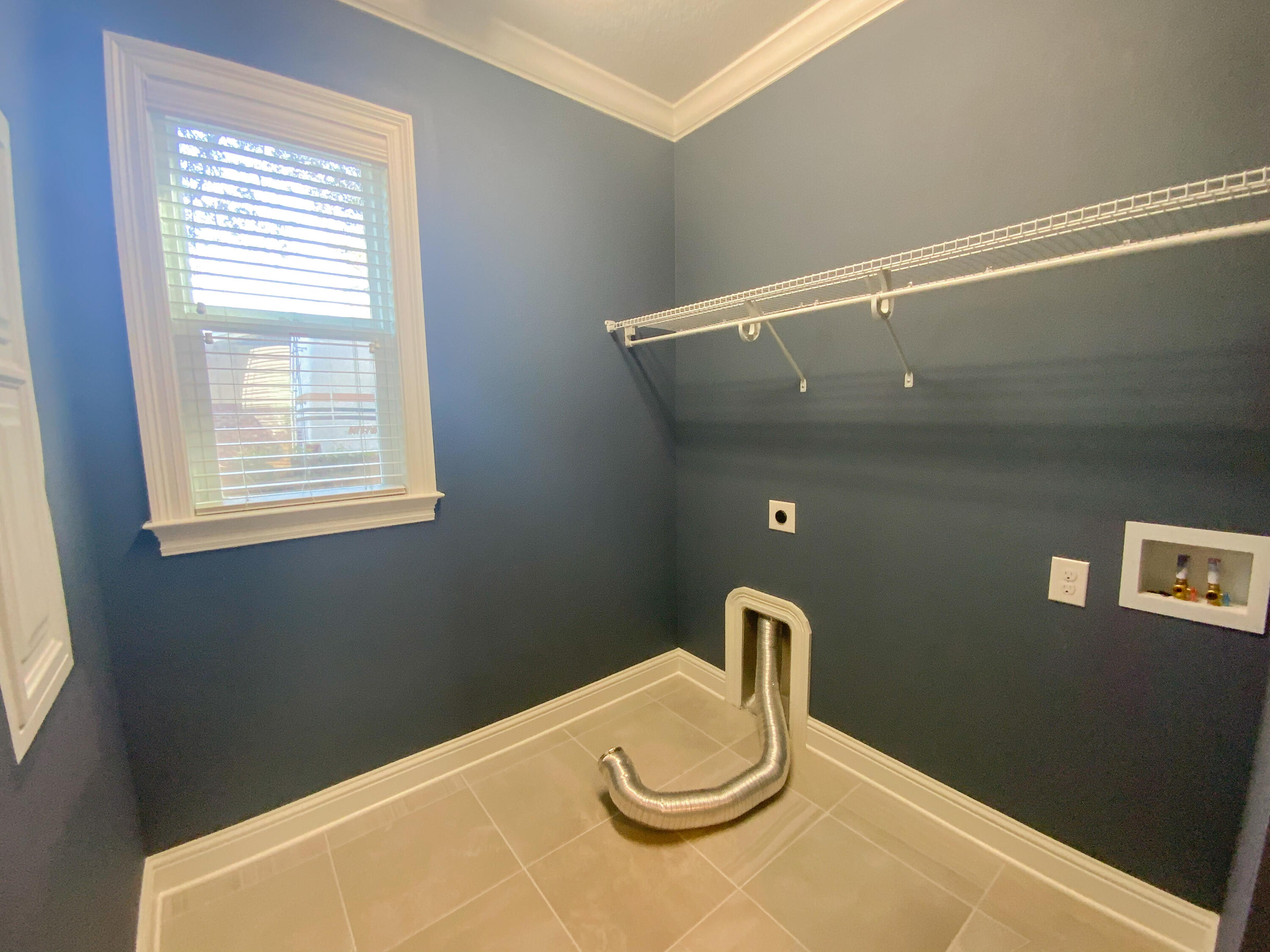 CAROL ANNE MANOR - Residential Lease